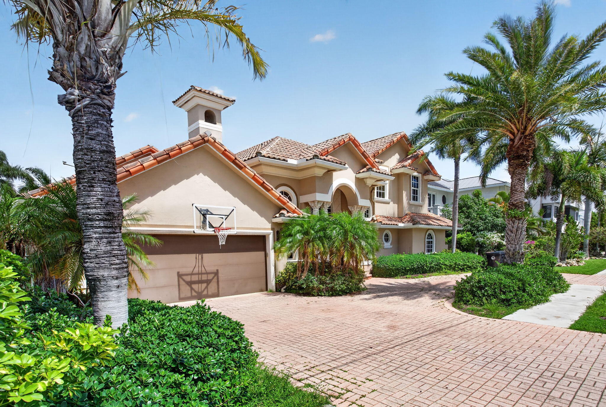 4901 NE 29th, Lighthouse Point FL 33064