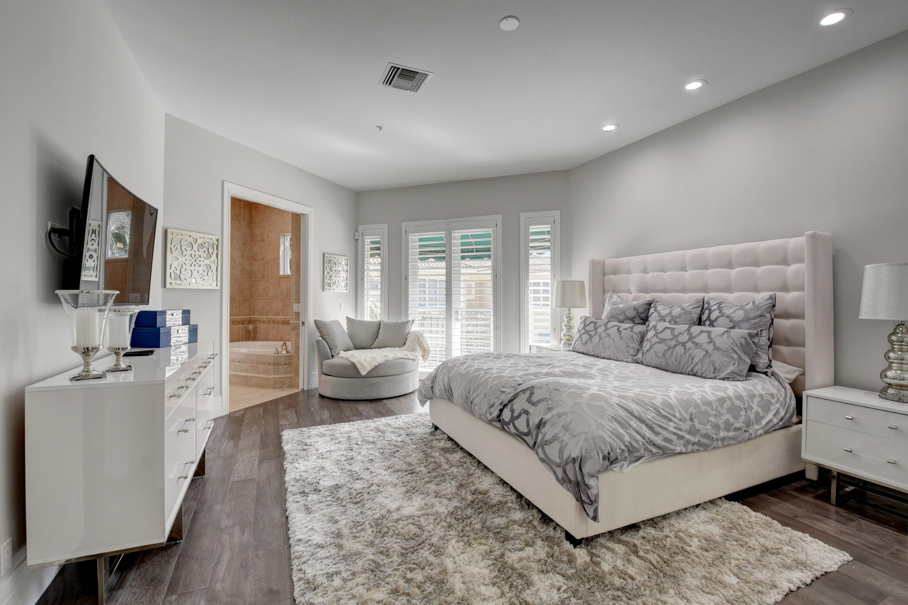 921 Osceola #Unit 4, Boca Raton FL 33432