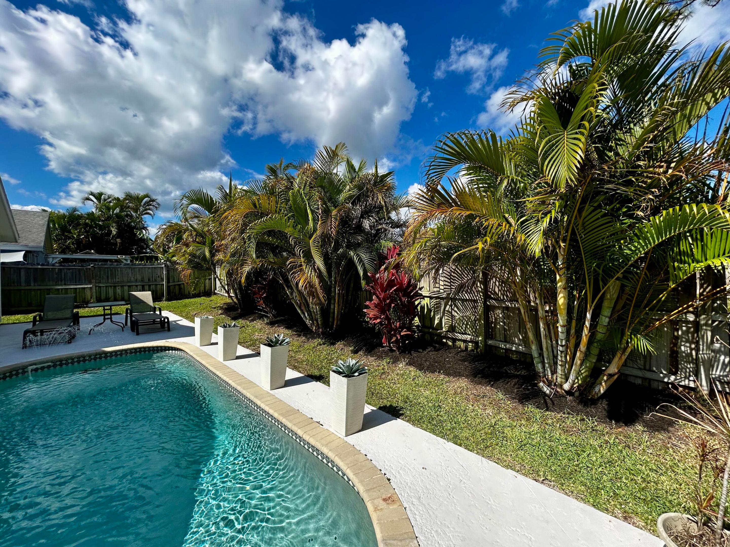 6135 Drake, Jupiter FL 33458