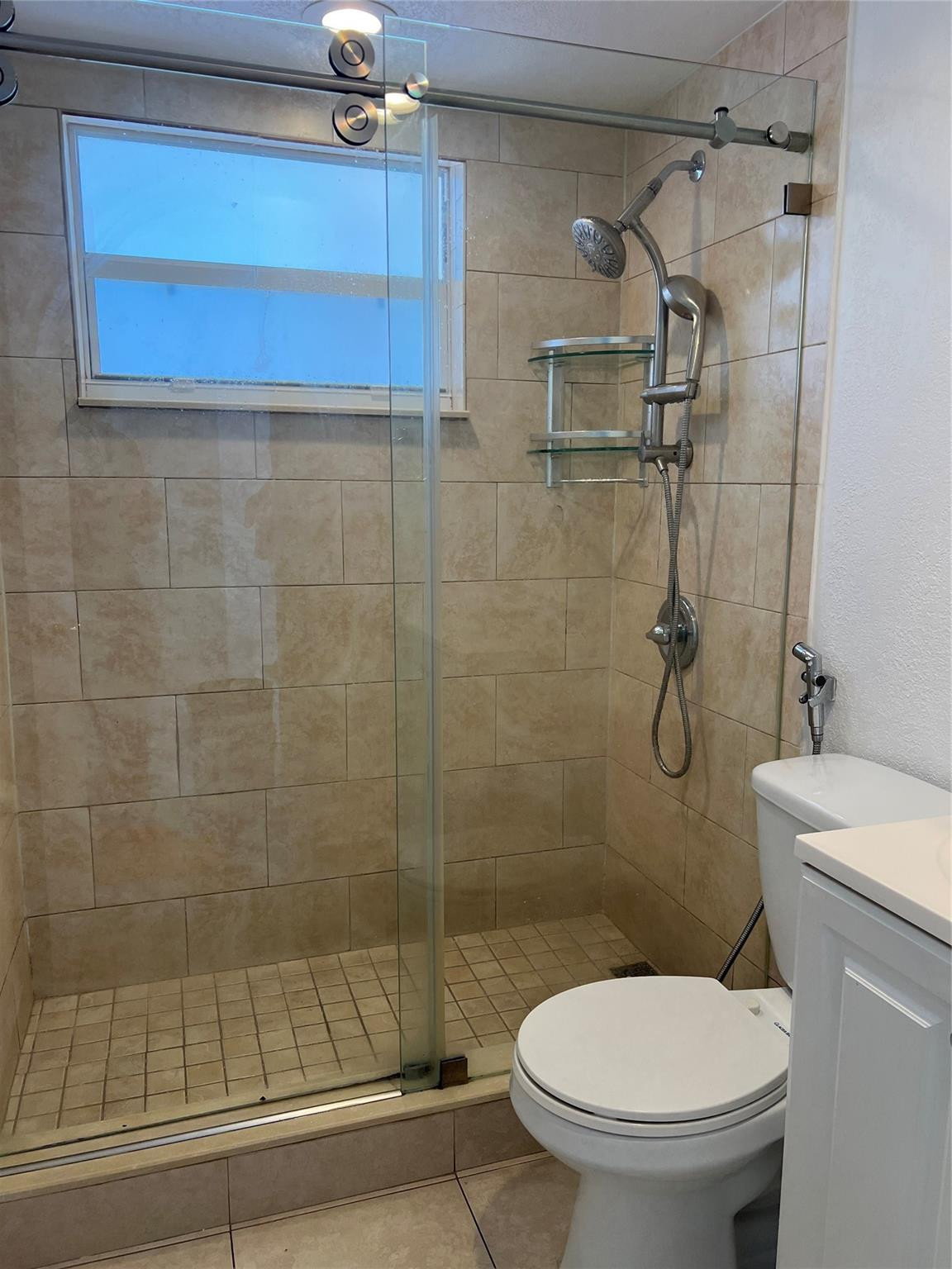 2441 NW 13th #76, Miami FL 33125