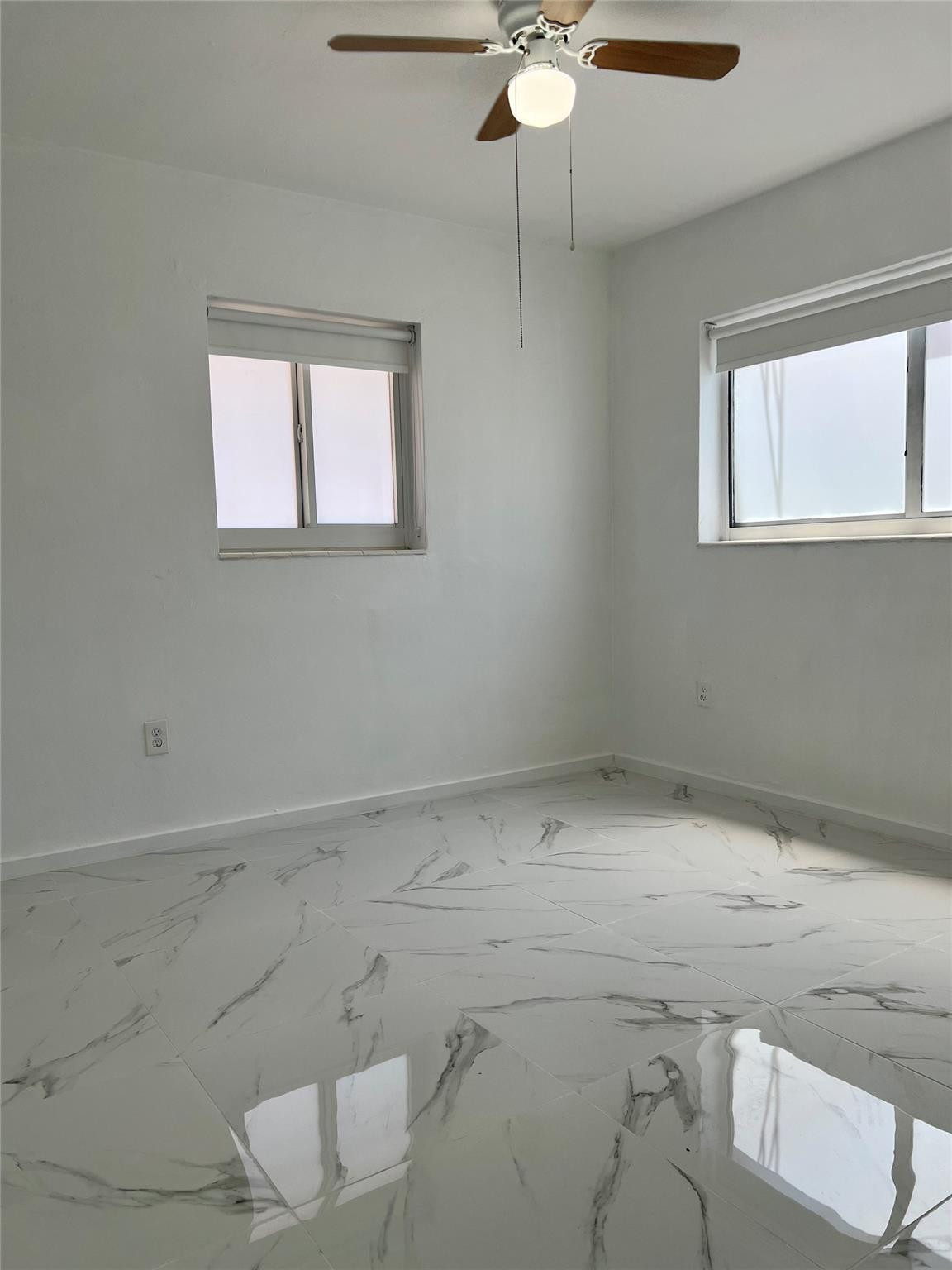 2441 NW 13th #76, Miami FL 33125