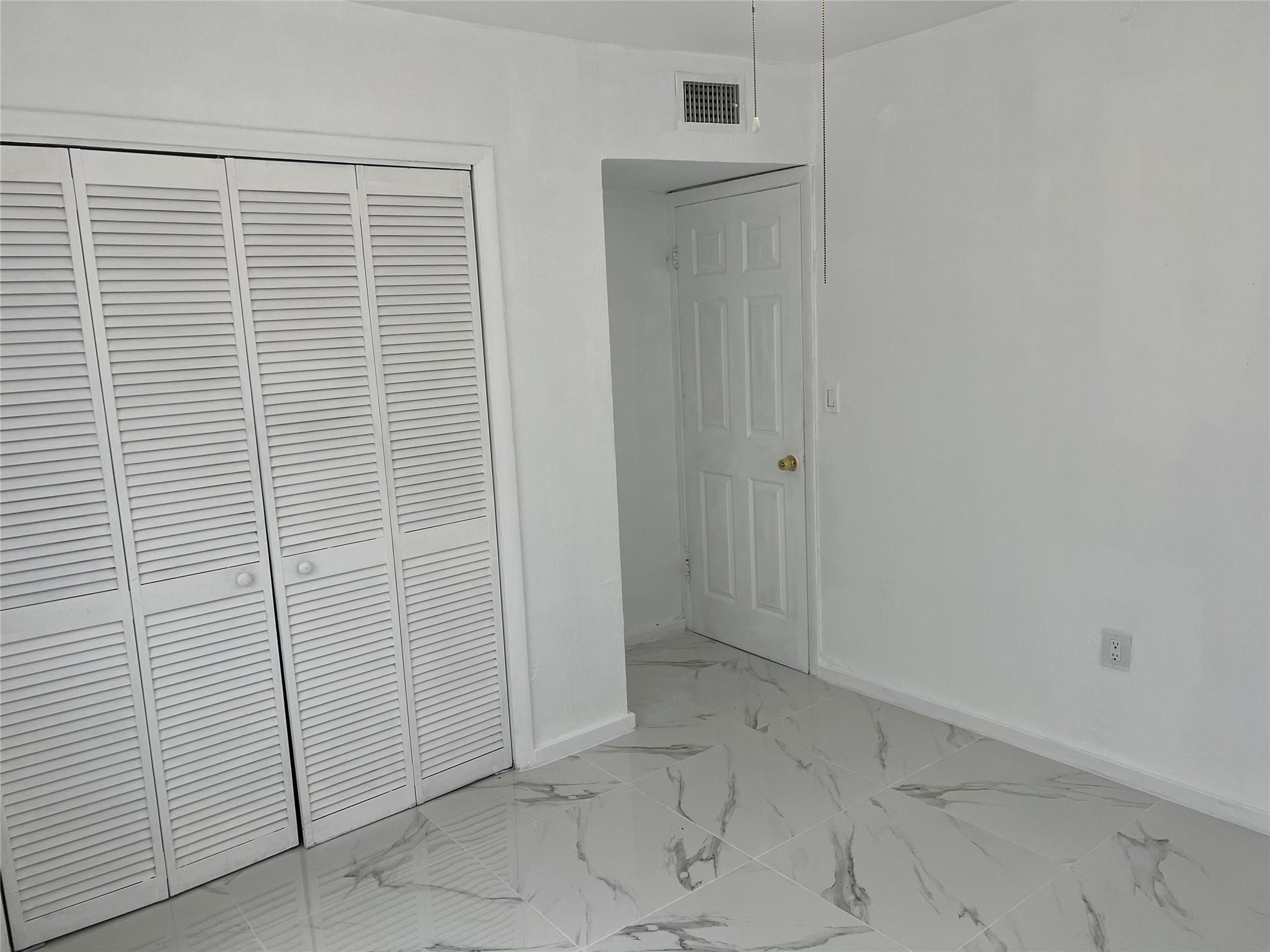 2441 NW 13th #76, Miami FL 33125