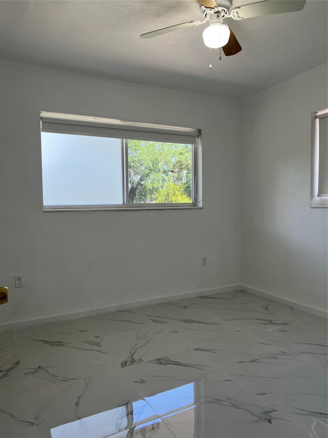 2441 NW 13th #76, Miami FL 33125