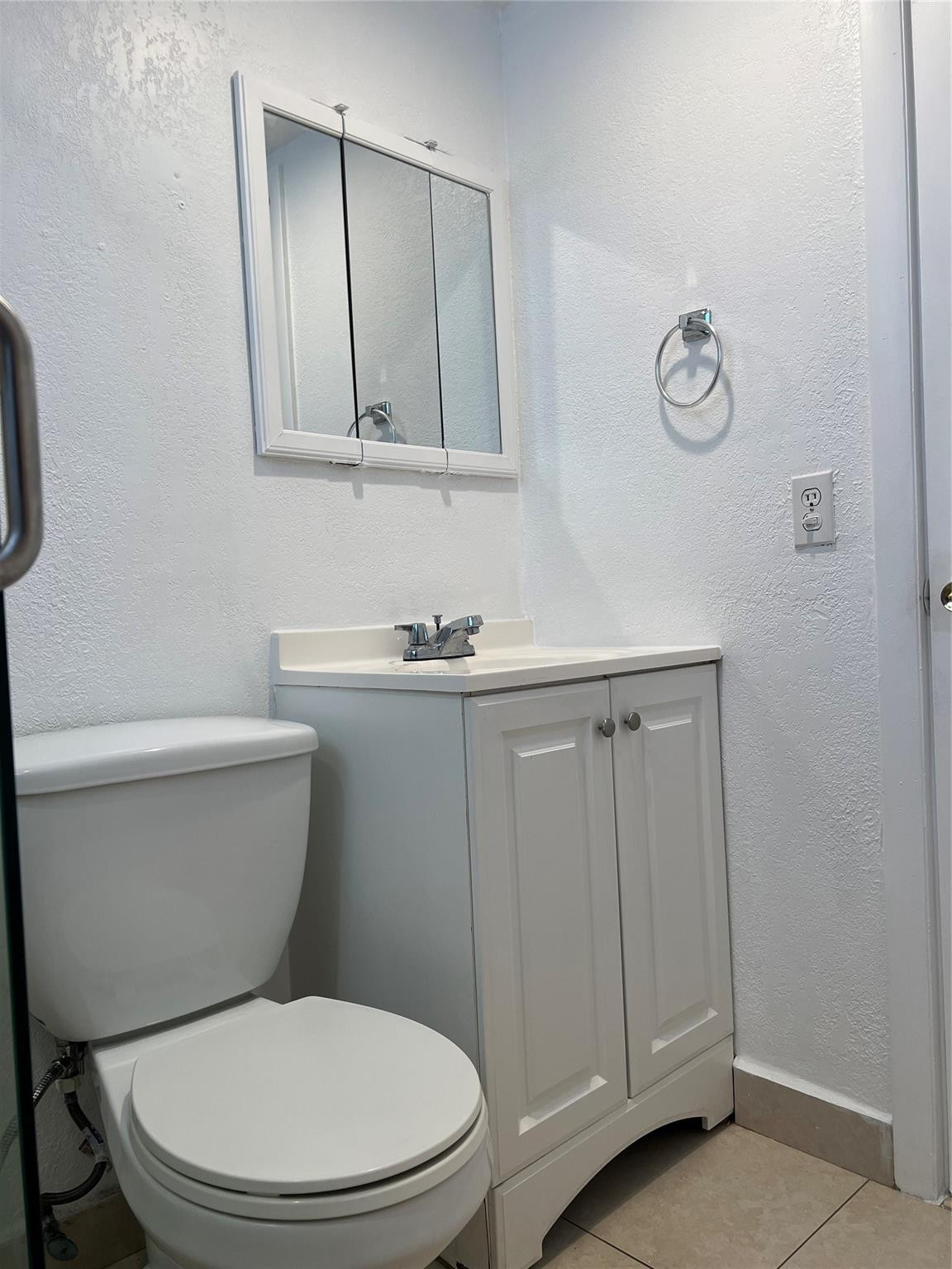 2441 NW 13th #76, Miami FL 33125