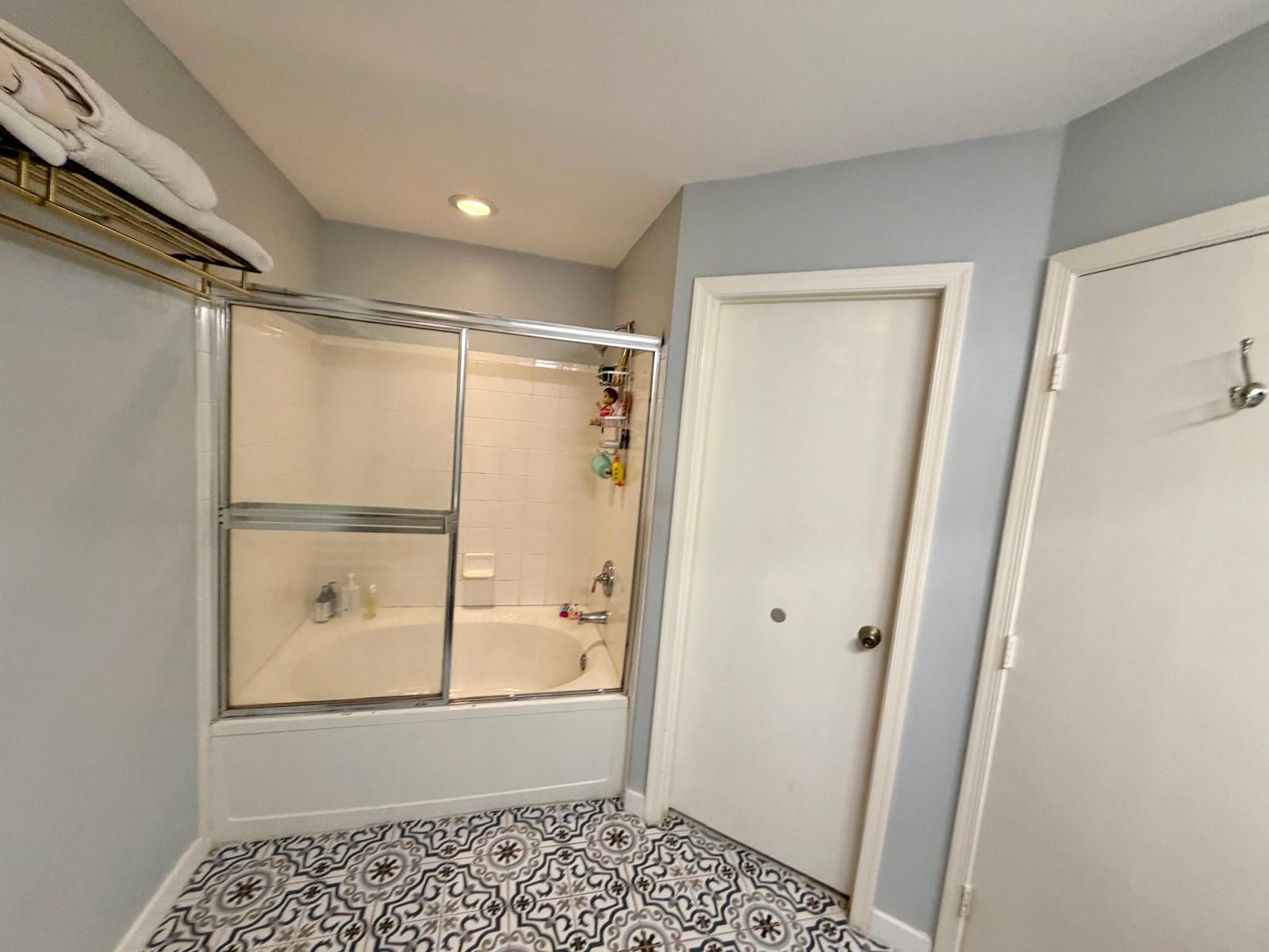 23 Whitehead, Weston FL 33326