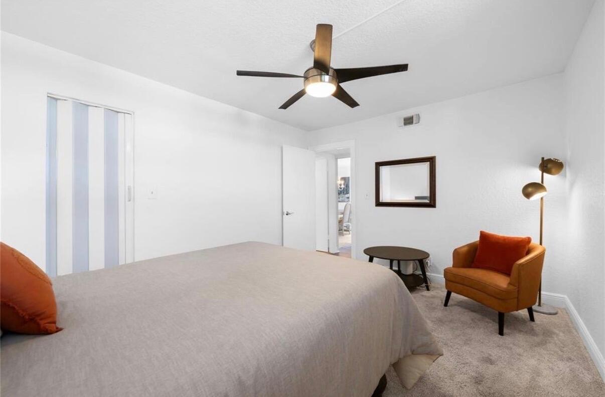 4800 Bayview #306, Fort Lauderdale FL 33308