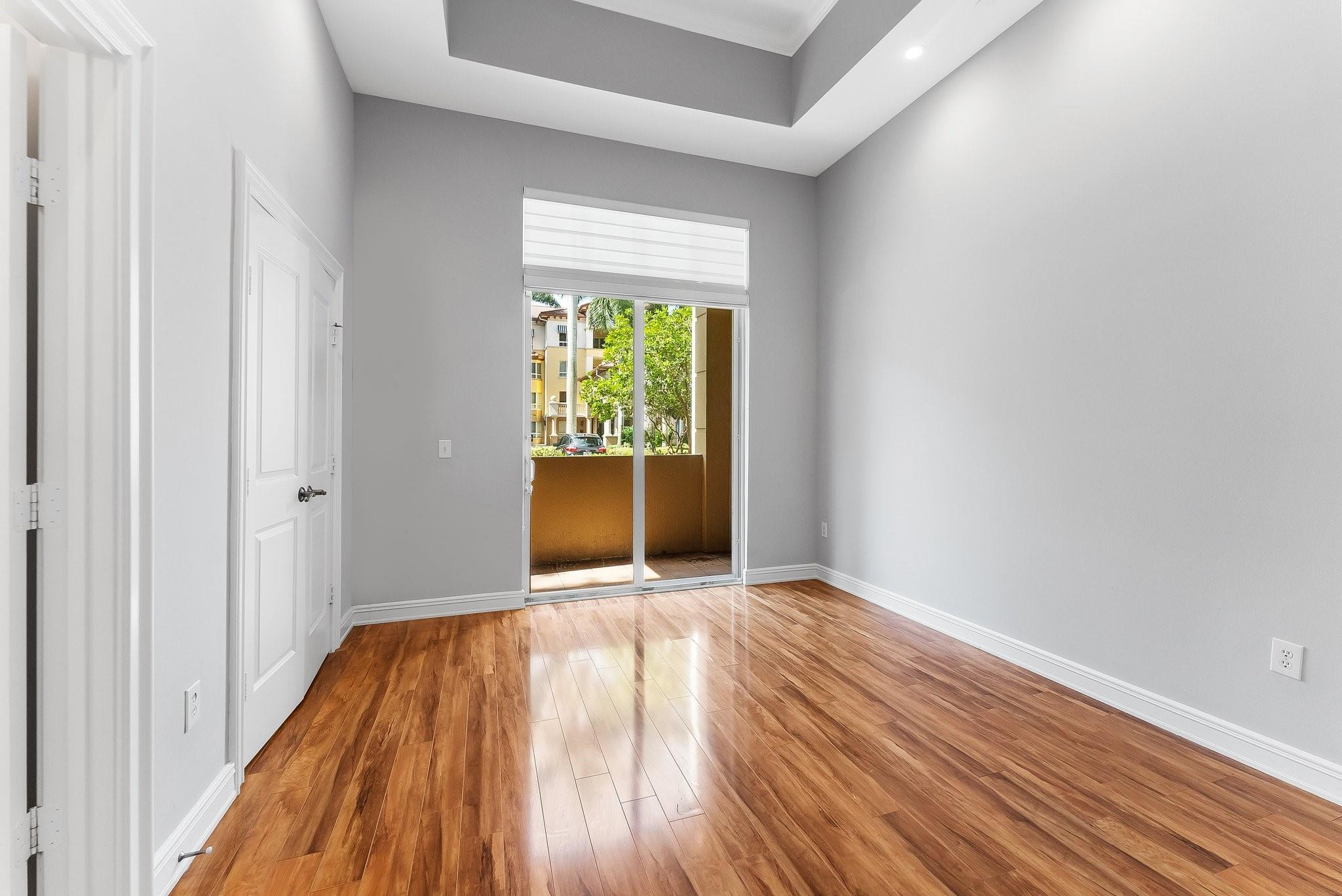 16102 Emerald Estates #101, Weston FL 33331