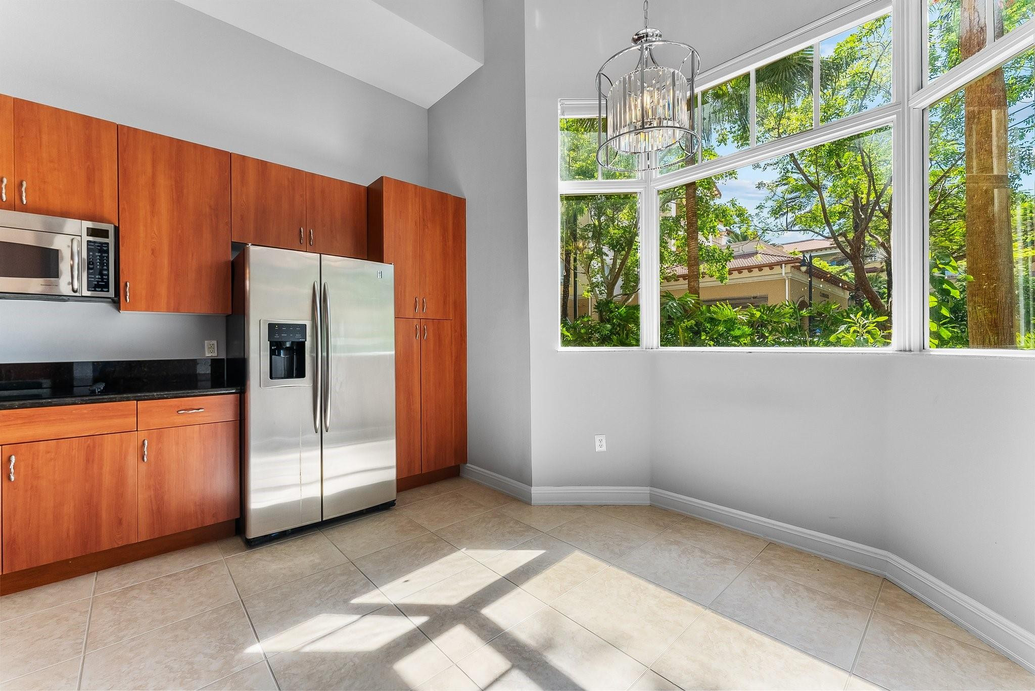 16102 Emerald Estates #101, Weston FL 33331