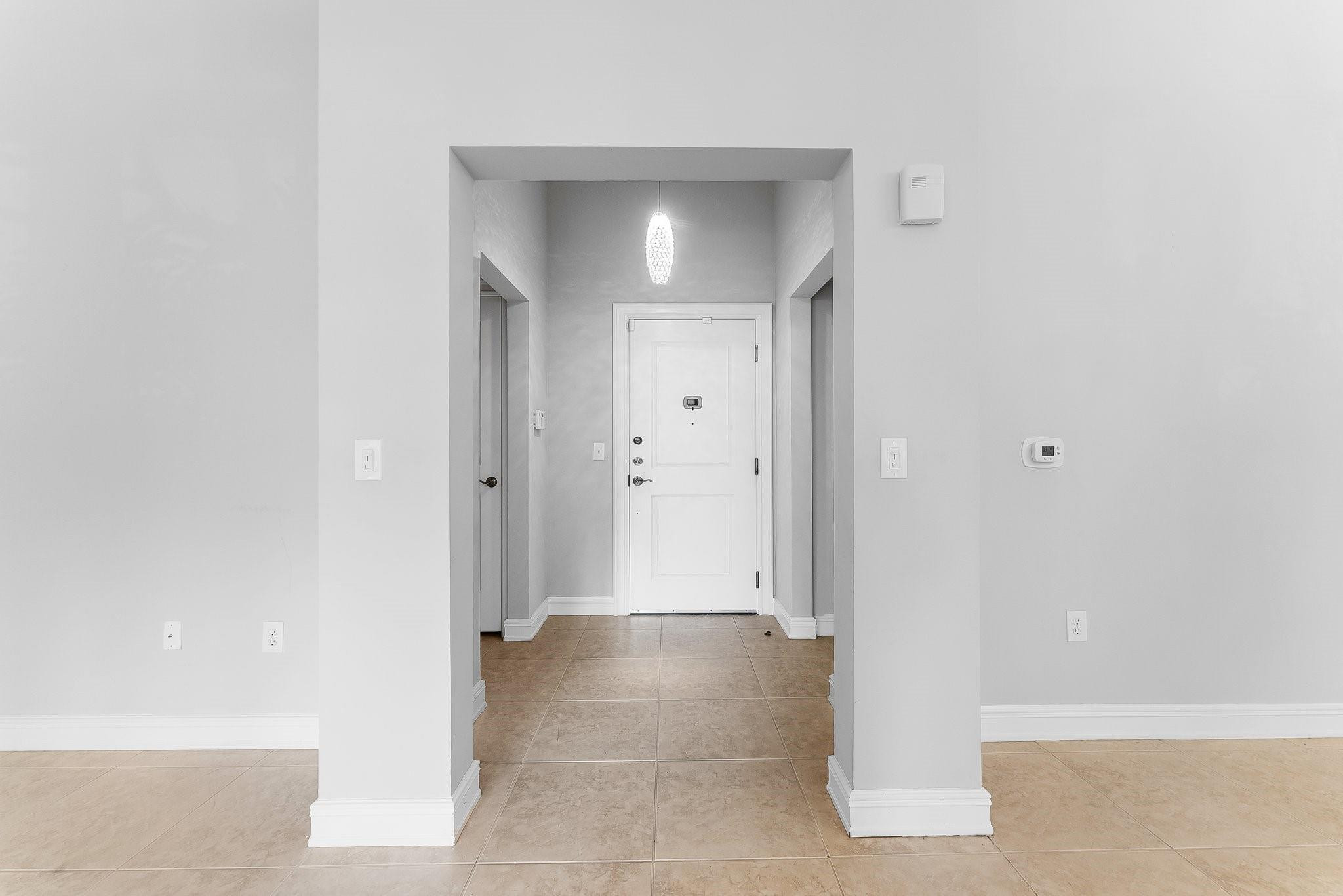 16102 Emerald Estates #101, Weston FL 33331