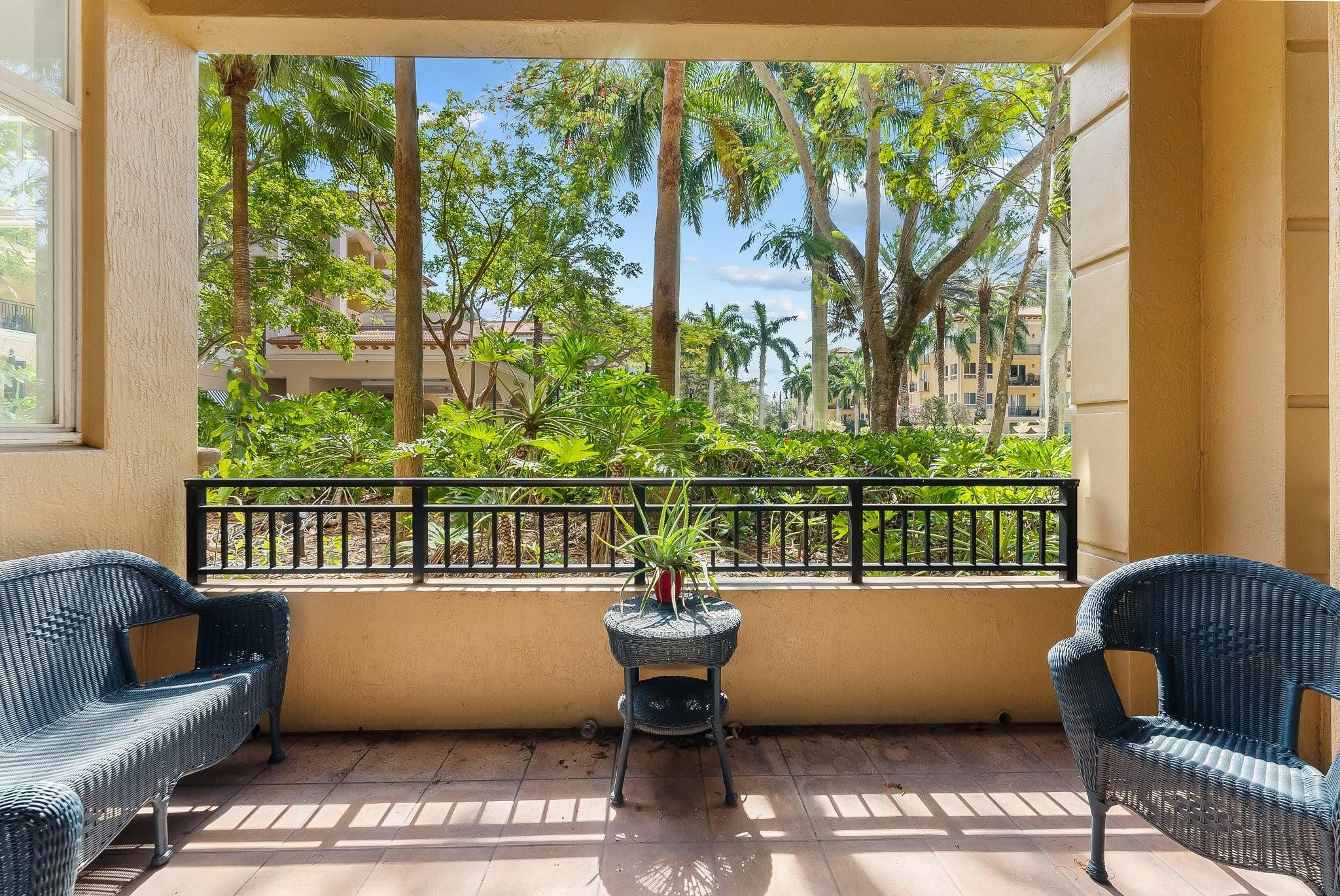 16102 Emerald Estates #101, Weston FL 33331