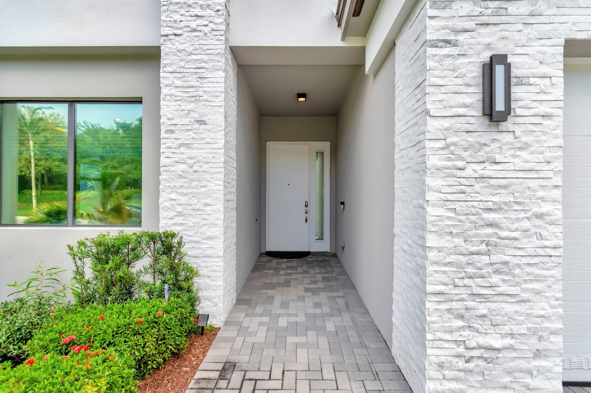 8080 Laurel Falls, Boca Raton FL 33496