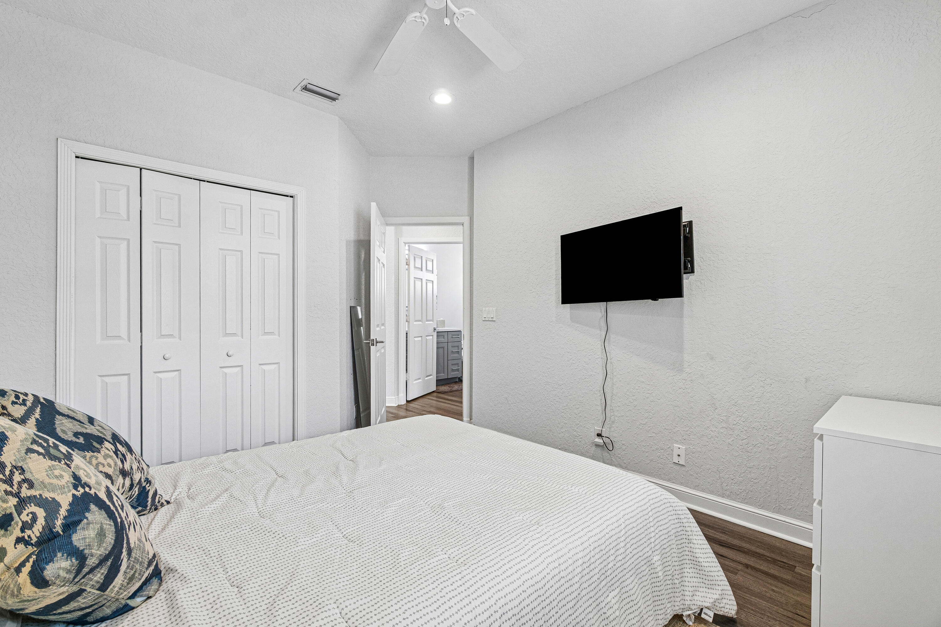 4278 NW 65th, Boca Raton FL 33496