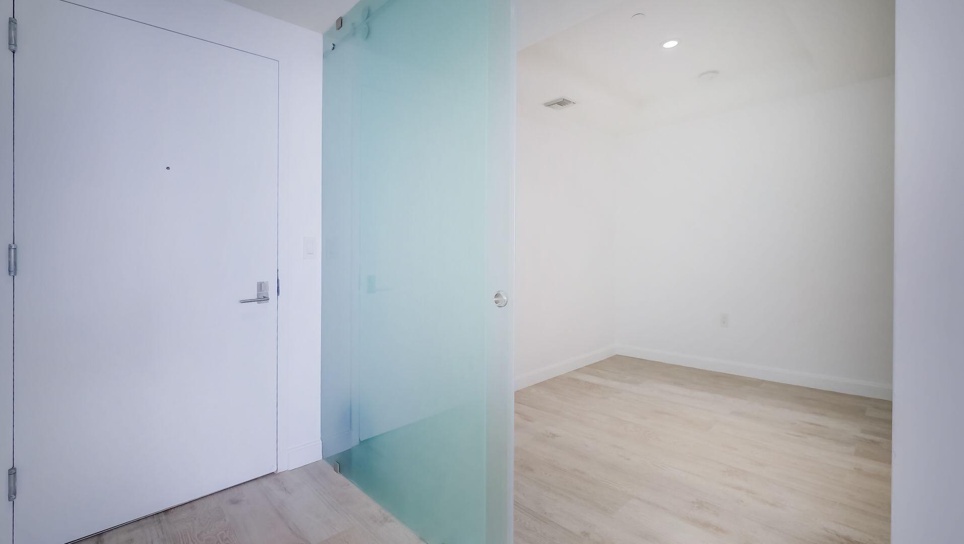 45 SW 9th #2502, Miami FL 33130