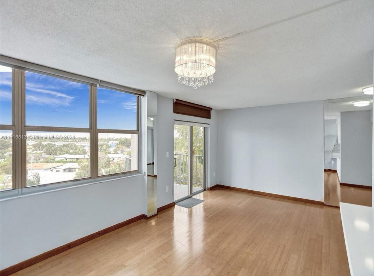 11930 N Bayshore #601, North Miami FL 33181