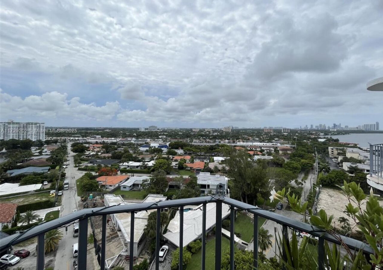 11930 N Bayshore #Ph10, North Miami FL 33181