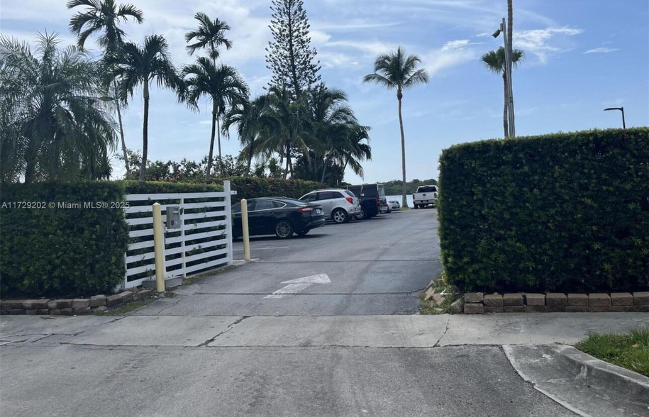 11930 N Bayshore #Ph10, North Miami FL 33181