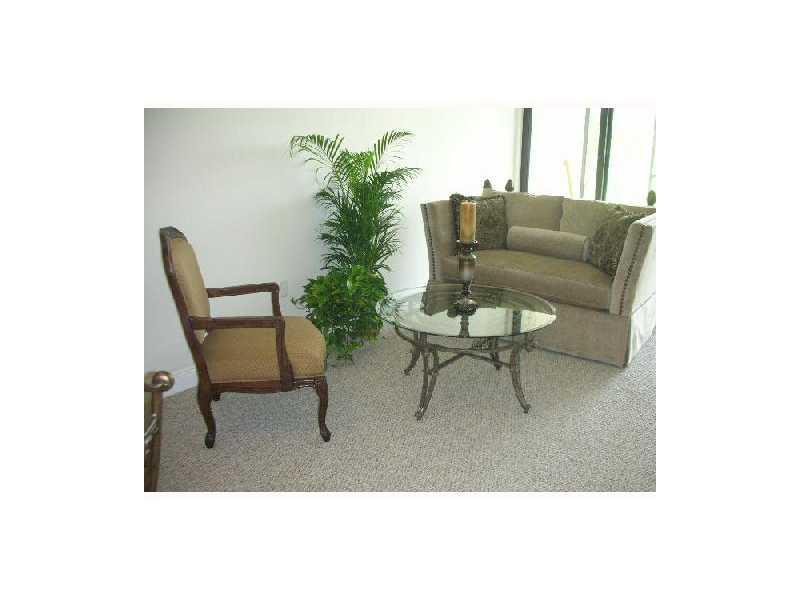 6729 Coral Lake #6729, Margate FL 33063