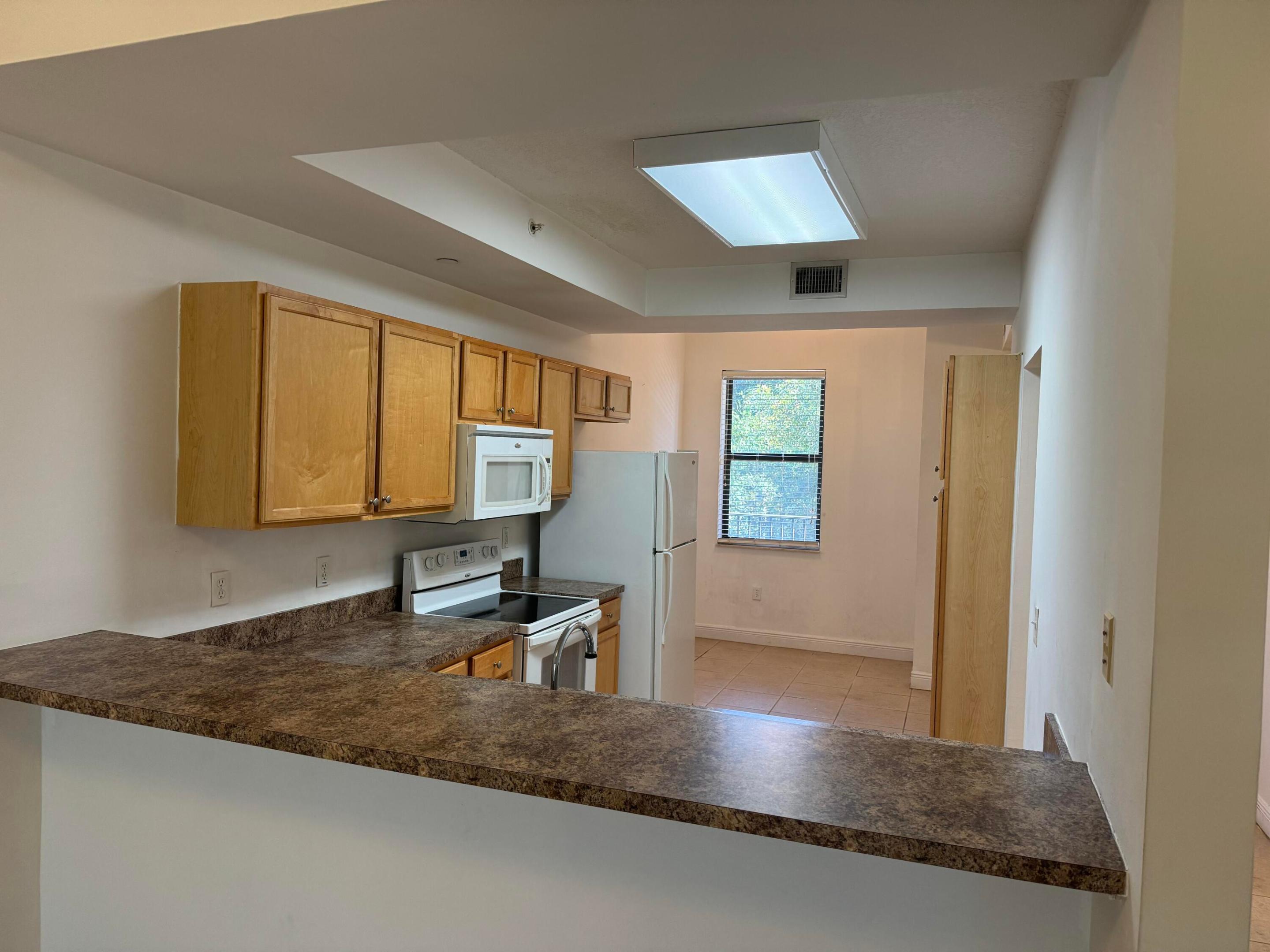 6729 Coral Lake #6729, Margate FL 33063