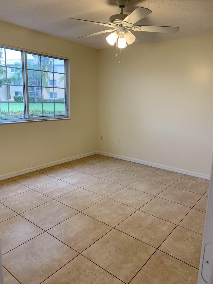 500 N Crestwood Ct #502, Royal Palm Beach FL 33411