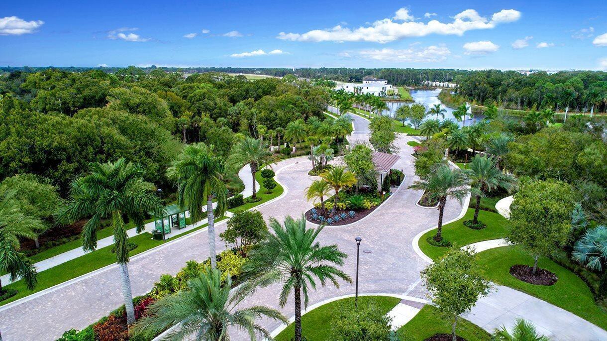 13526 Artisan, Palm Beach Gardens FL 33418