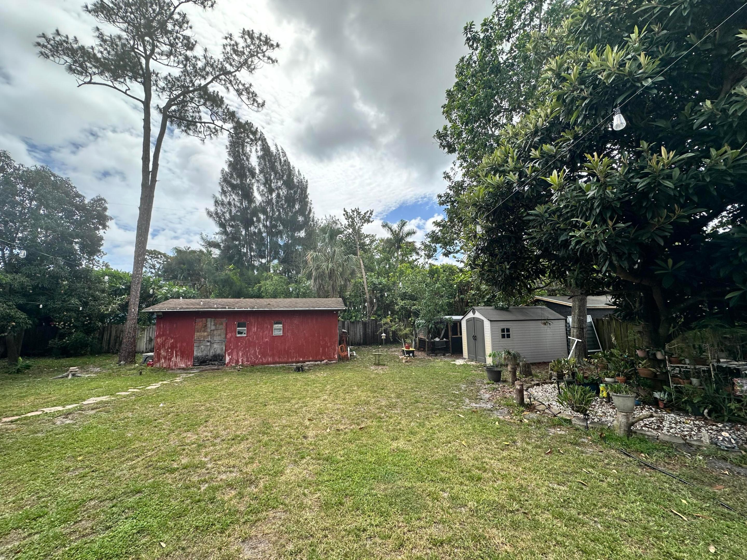 800 Ivory, Haverhill FL 33415