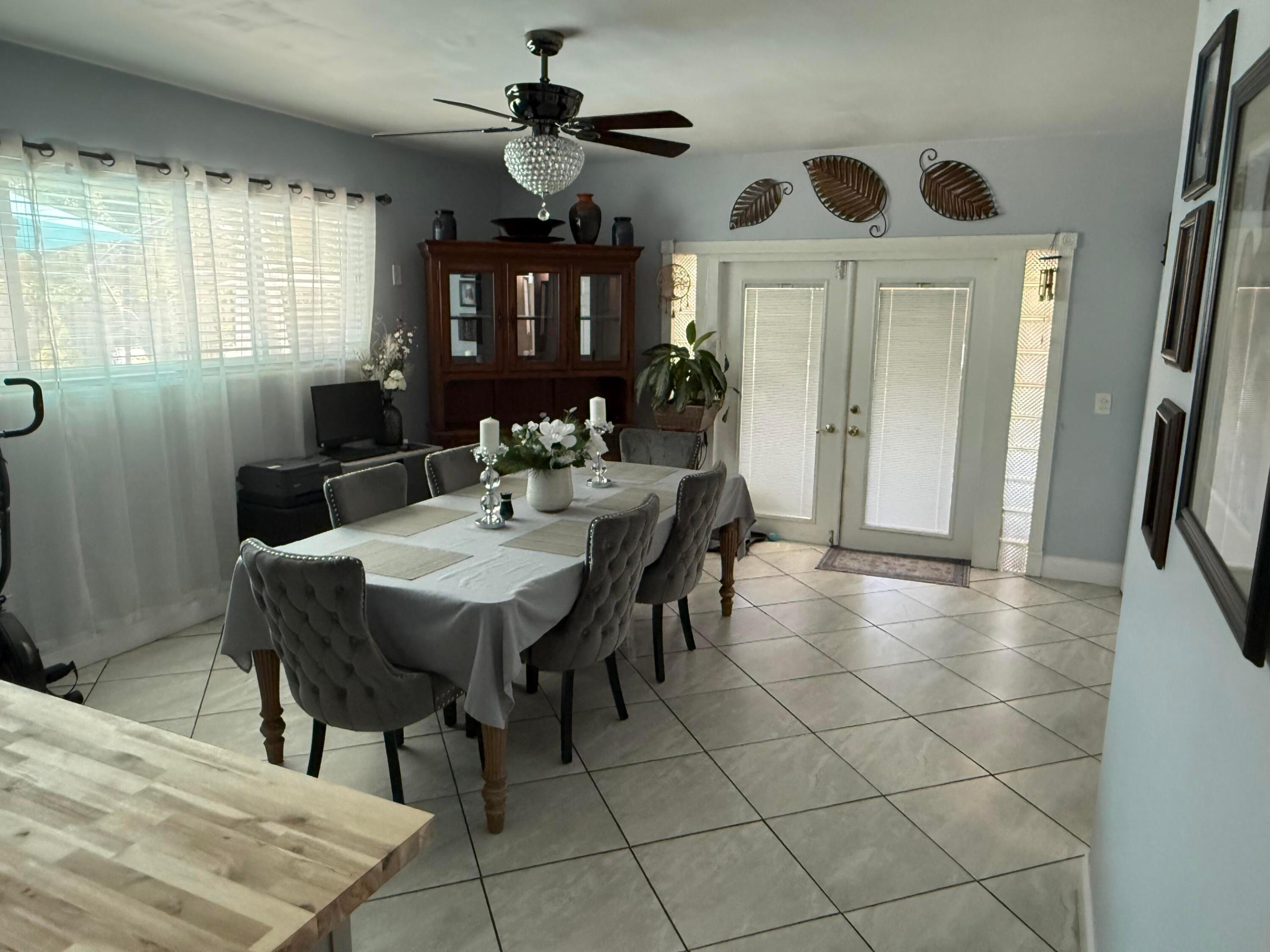 800 Ivory, Haverhill FL 33415