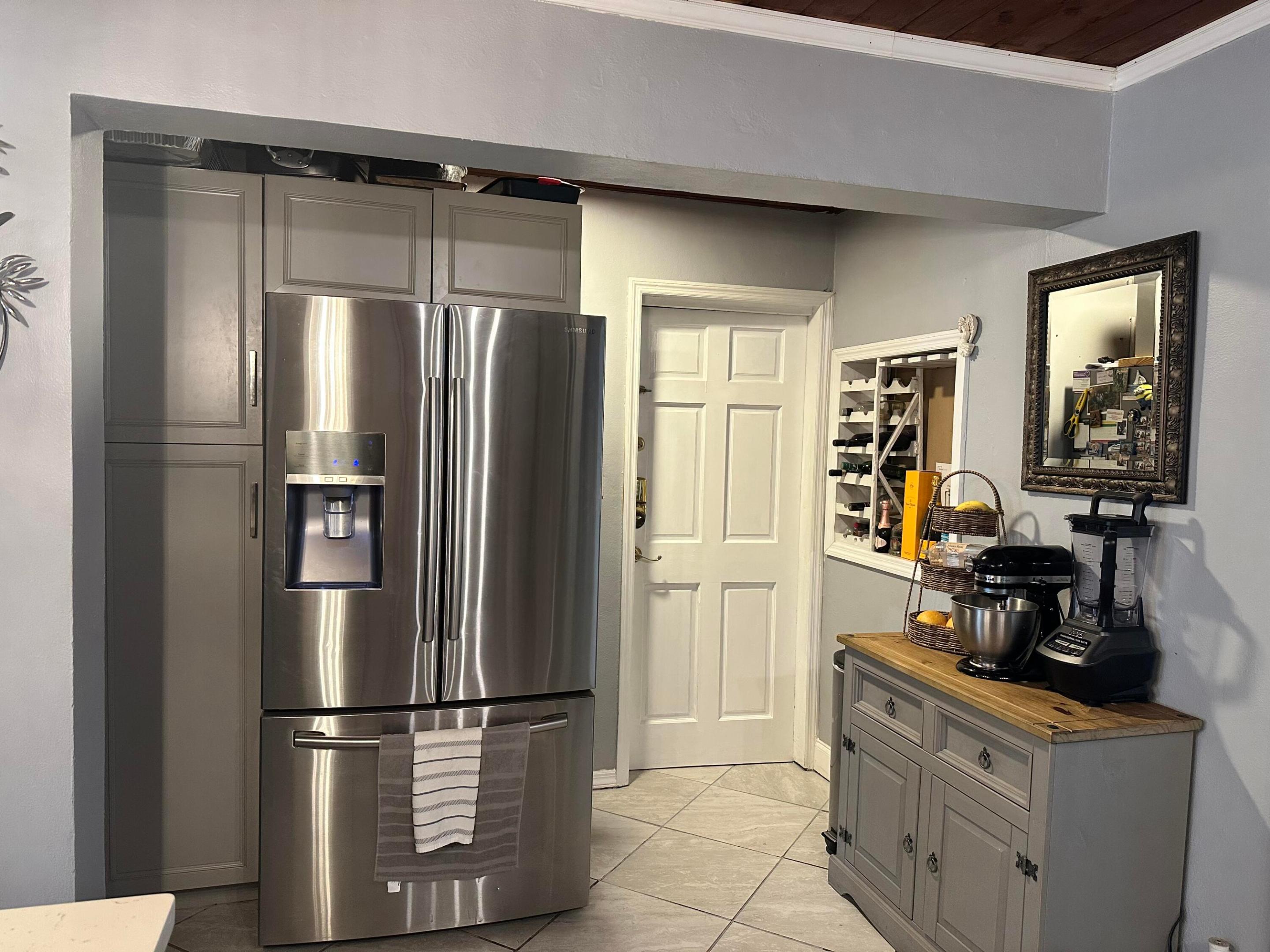800 Ivory, Haverhill FL 33415