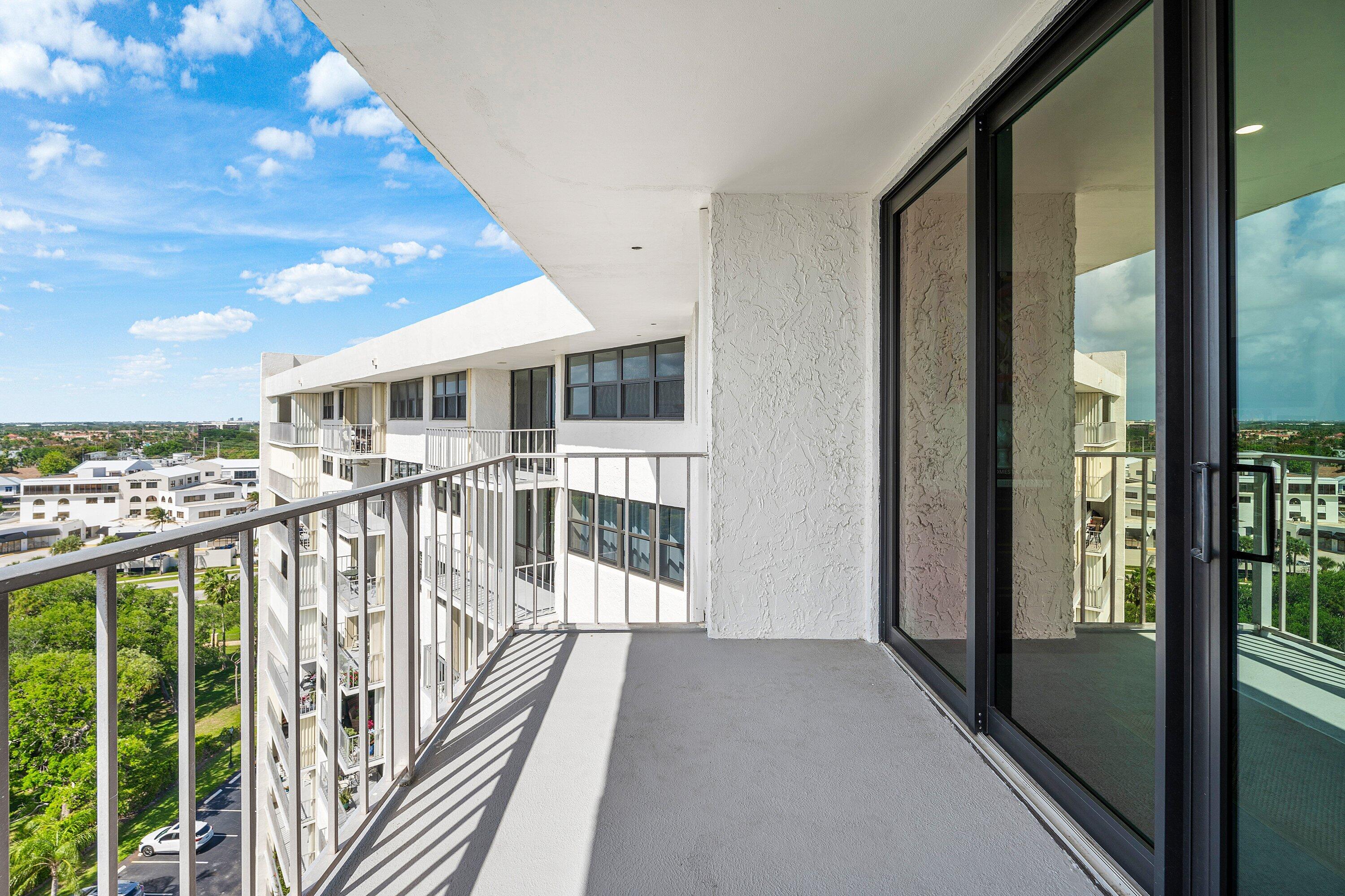 336 Golfview #Ph 12, North Palm Beach FL 33408