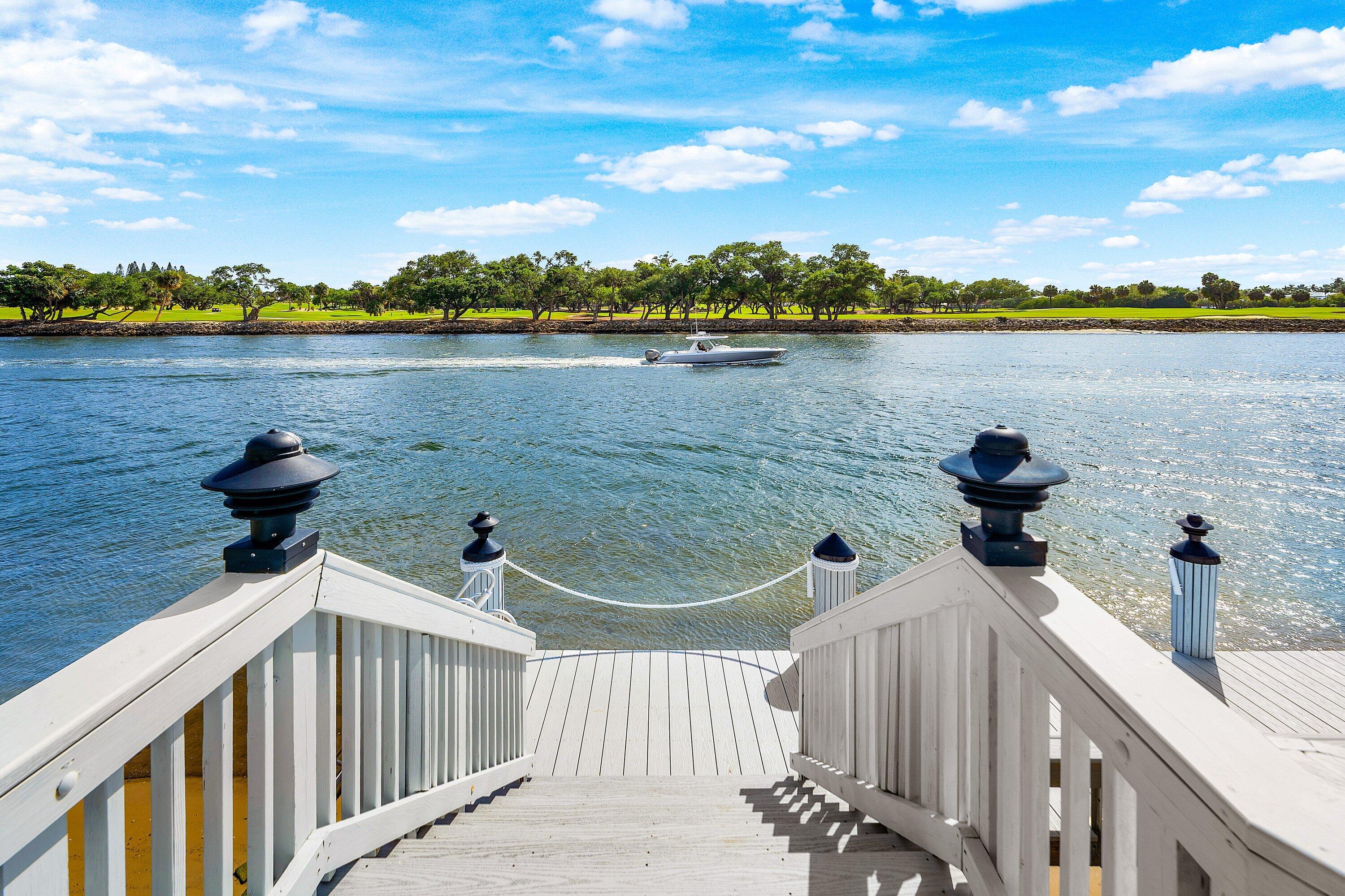 336 Golfview #Ph 12, North Palm Beach FL 33408