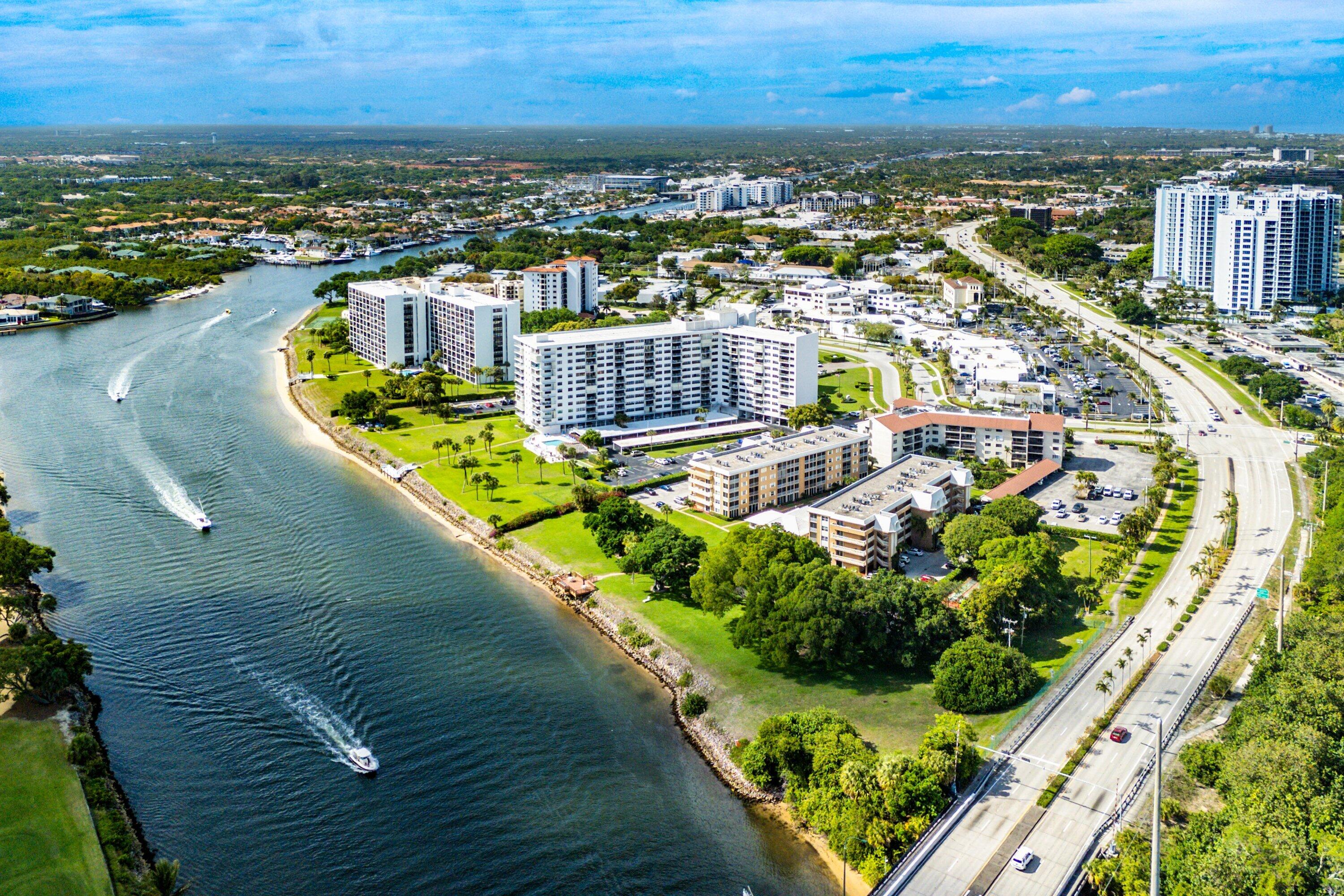 336 Golfview #Ph 12, North Palm Beach FL 33408