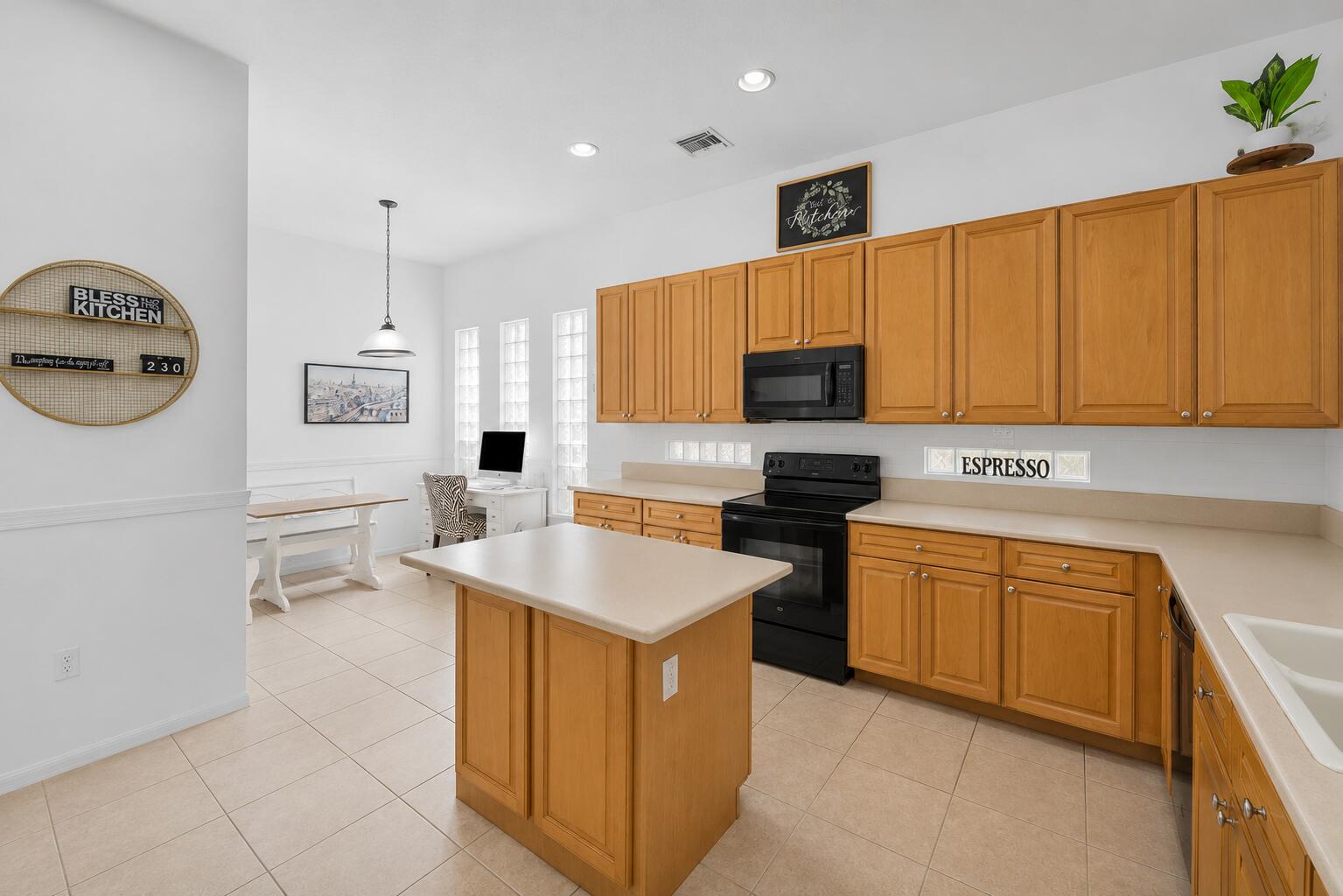 140 Bellezza, Royal Palm Beach FL 33411