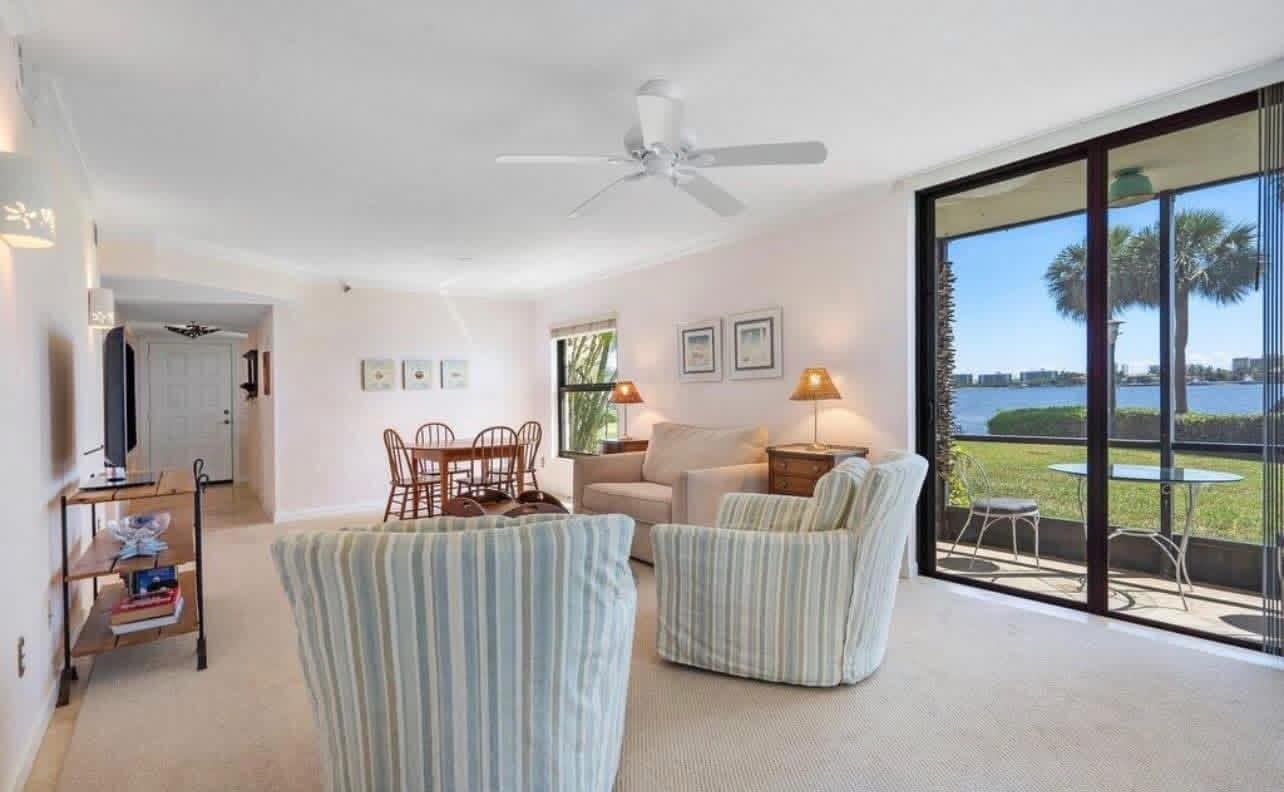 896 N Federal #132, Lantana FL 33462