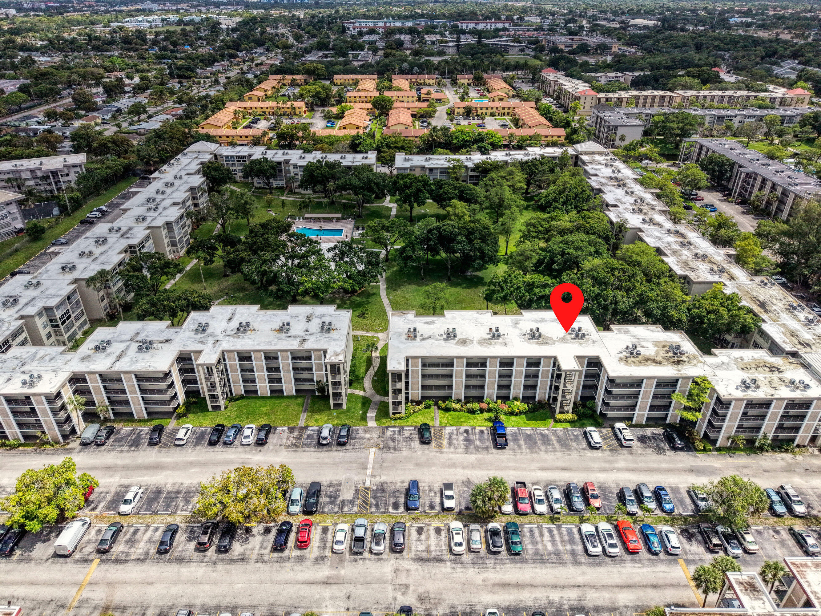 3070 NW 48th #405, Lauderdale Lakes FL 33313