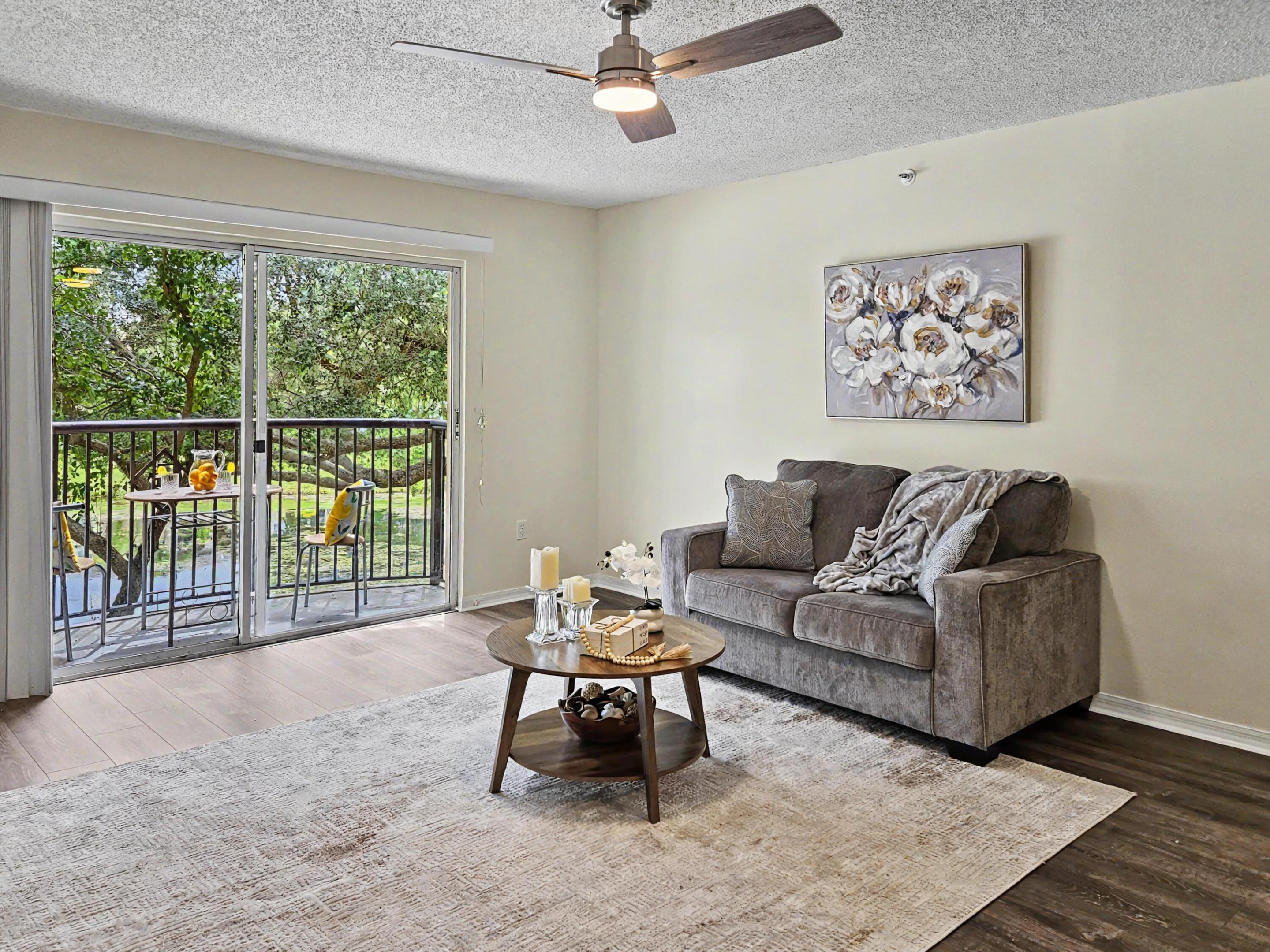 500 Crestwood #504, Royal Palm Beach FL 33411