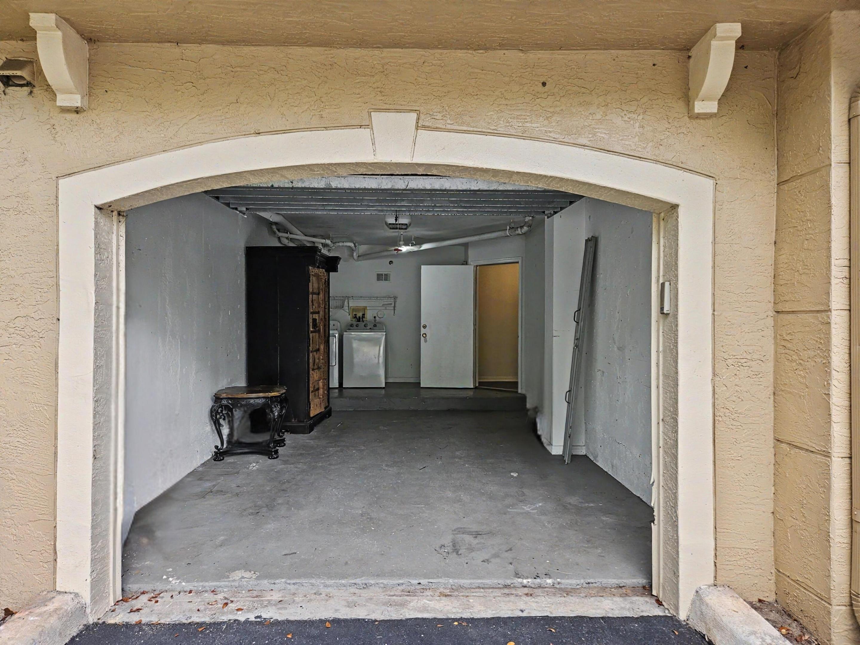 500 Crestwood #504, Royal Palm Beach FL 33411