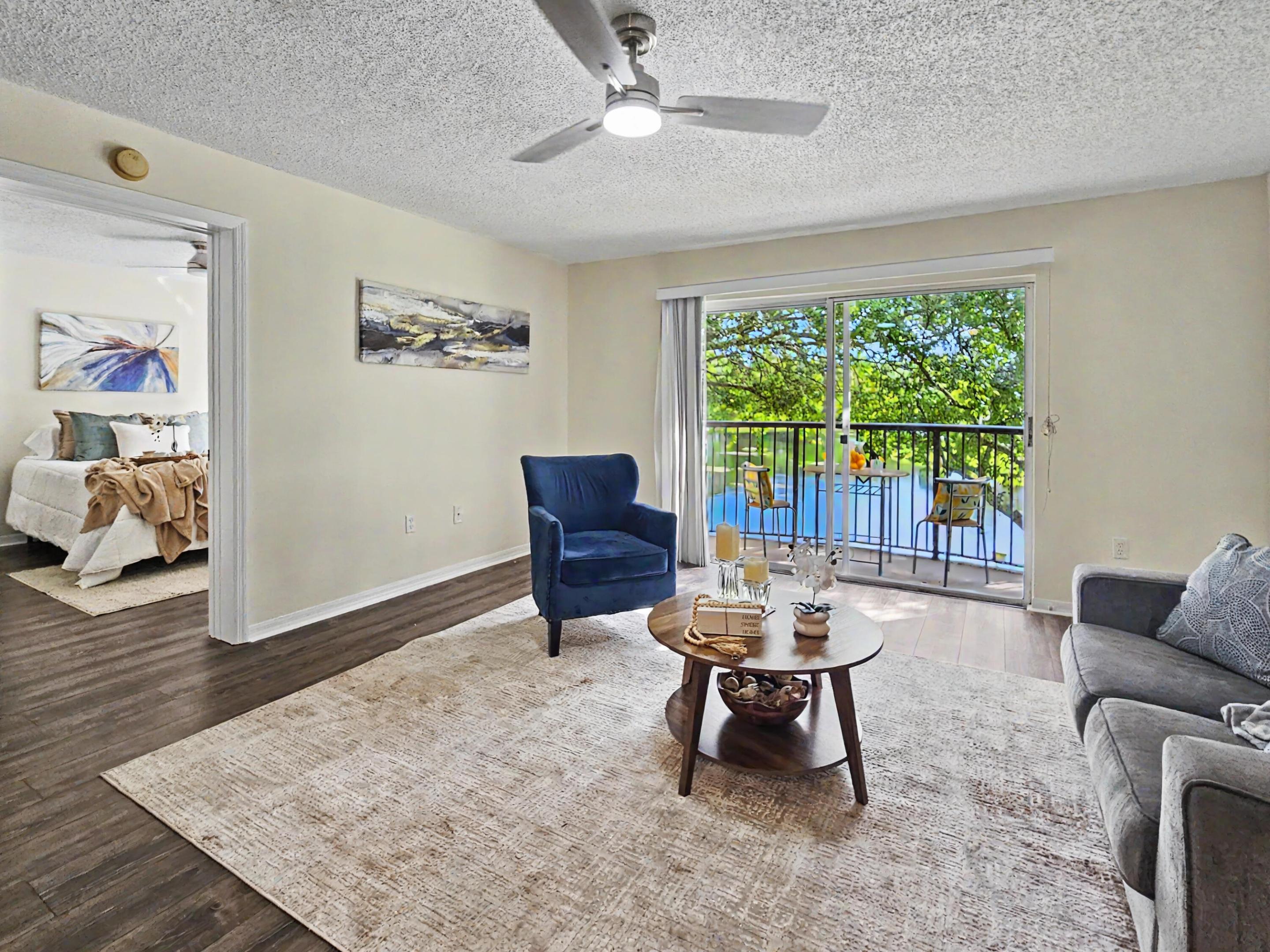 500 Crestwood #504, Royal Palm Beach FL 33411