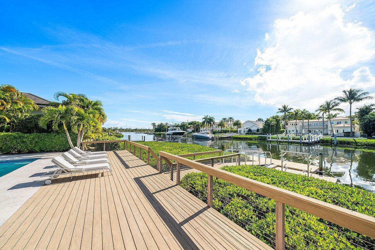 215 Island, Jupiter FL 33477
