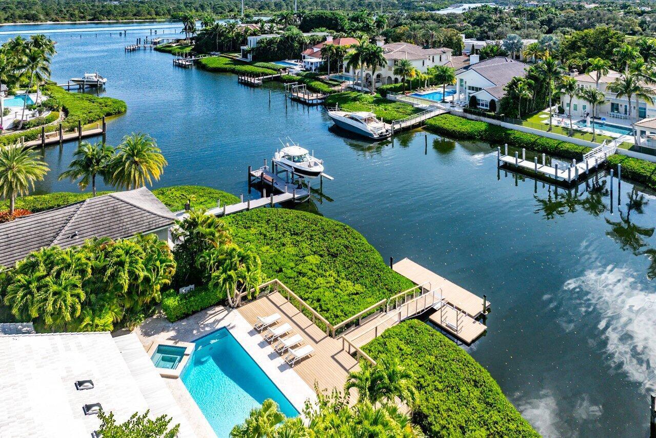 215 Island, Jupiter FL 33477