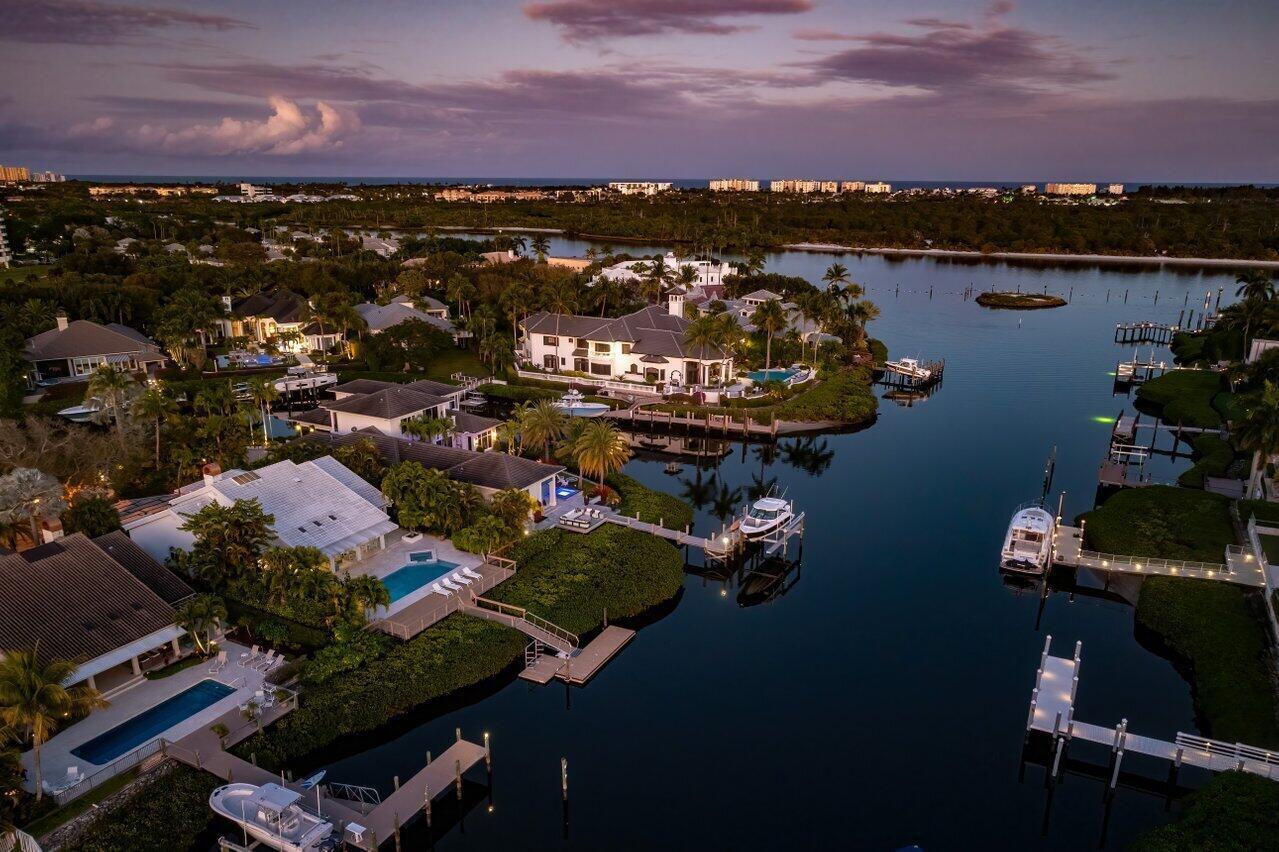 215 Island, Jupiter FL 33477