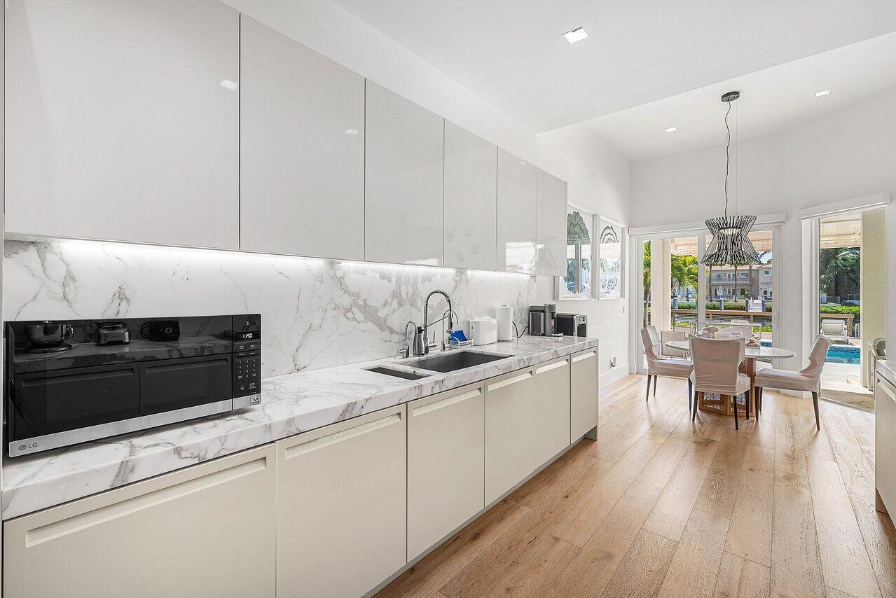 215 Island, Jupiter FL 33477