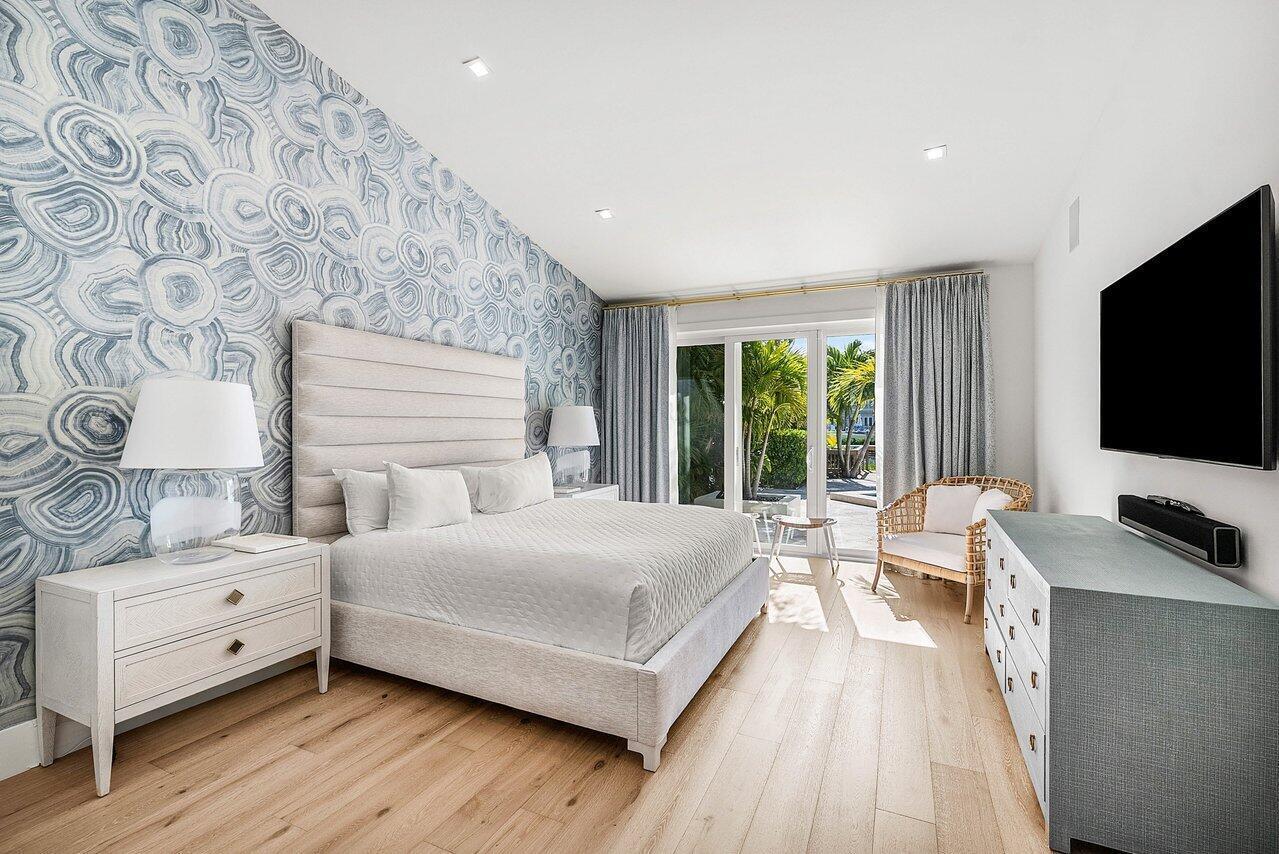 215 Island, Jupiter FL 33477