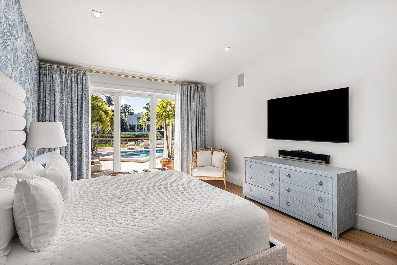 215 Island, Jupiter FL 33477