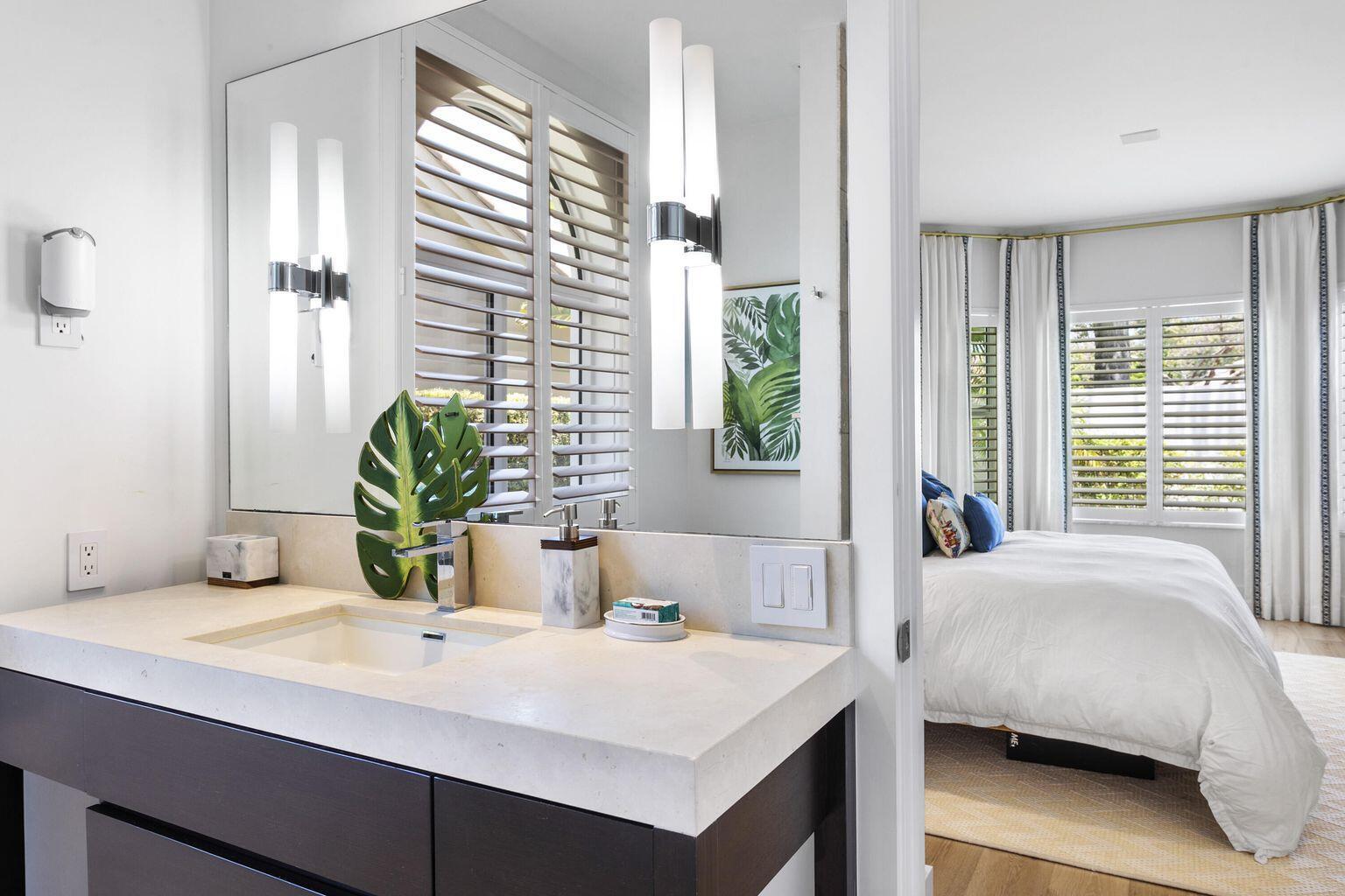 215 Island, Jupiter FL 33477