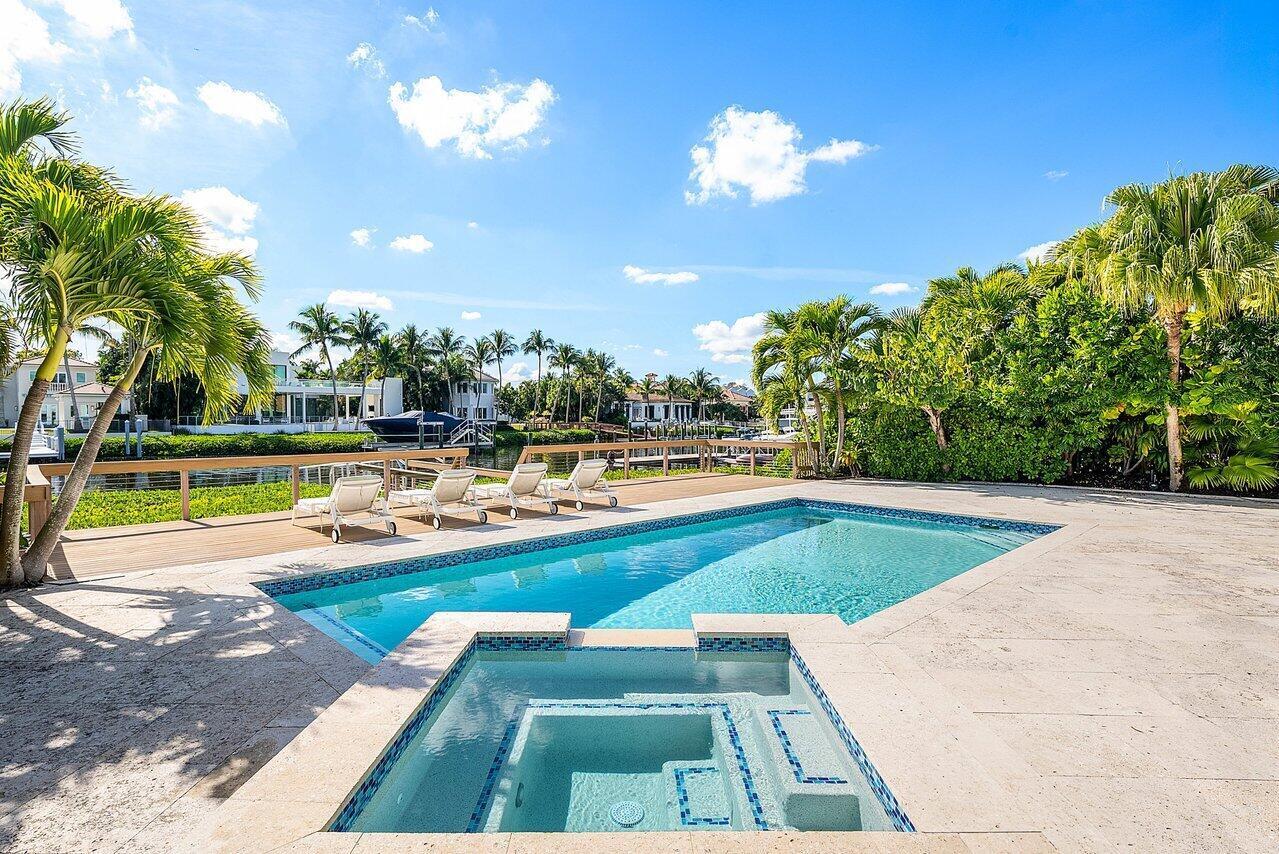 215 Island, Jupiter FL 33477