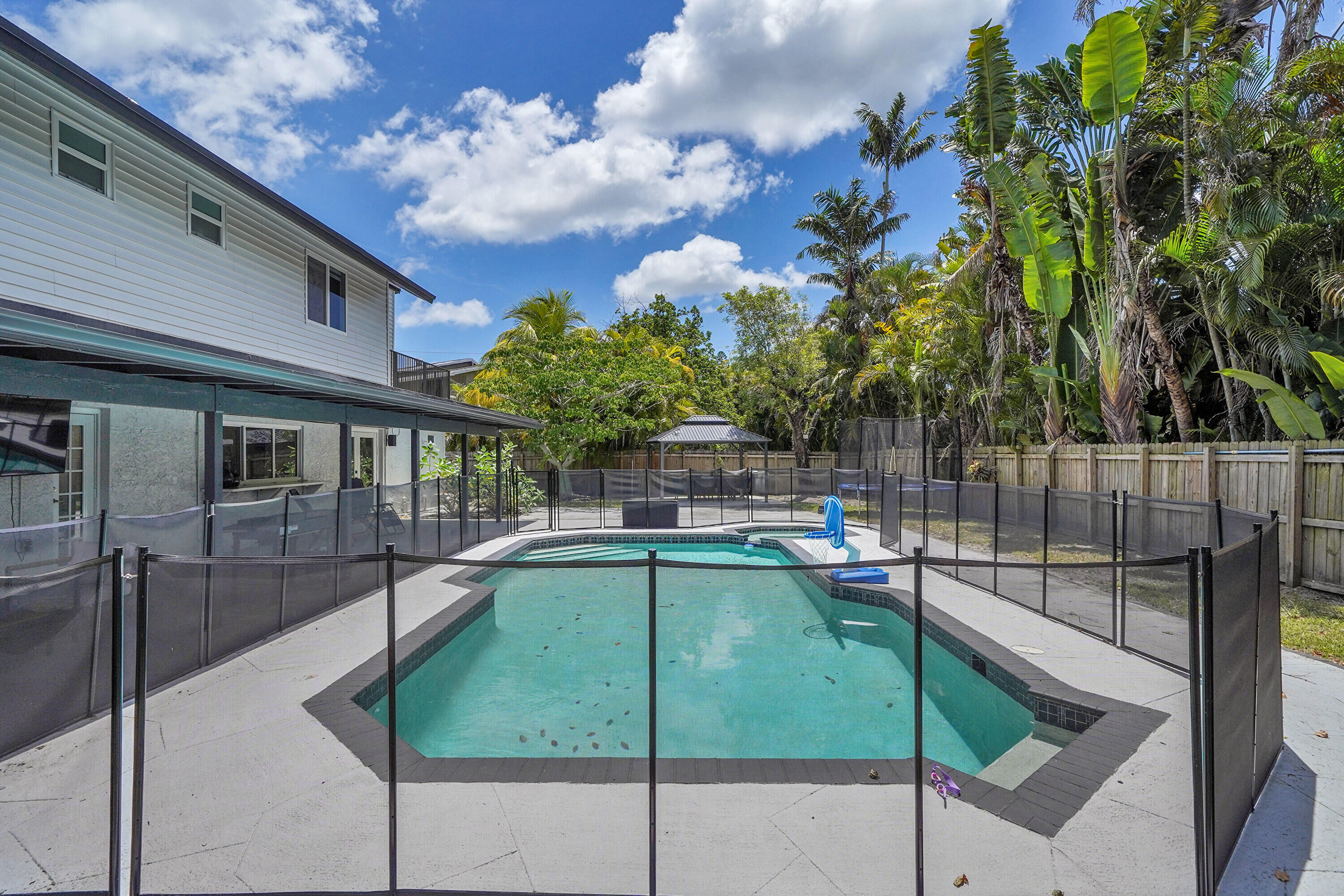 10108 SW 53rd, Cooper City FL 33328