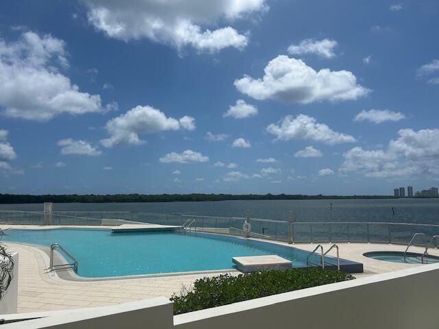 100 Lakeshore #1755, North Palm Beach FL 33408