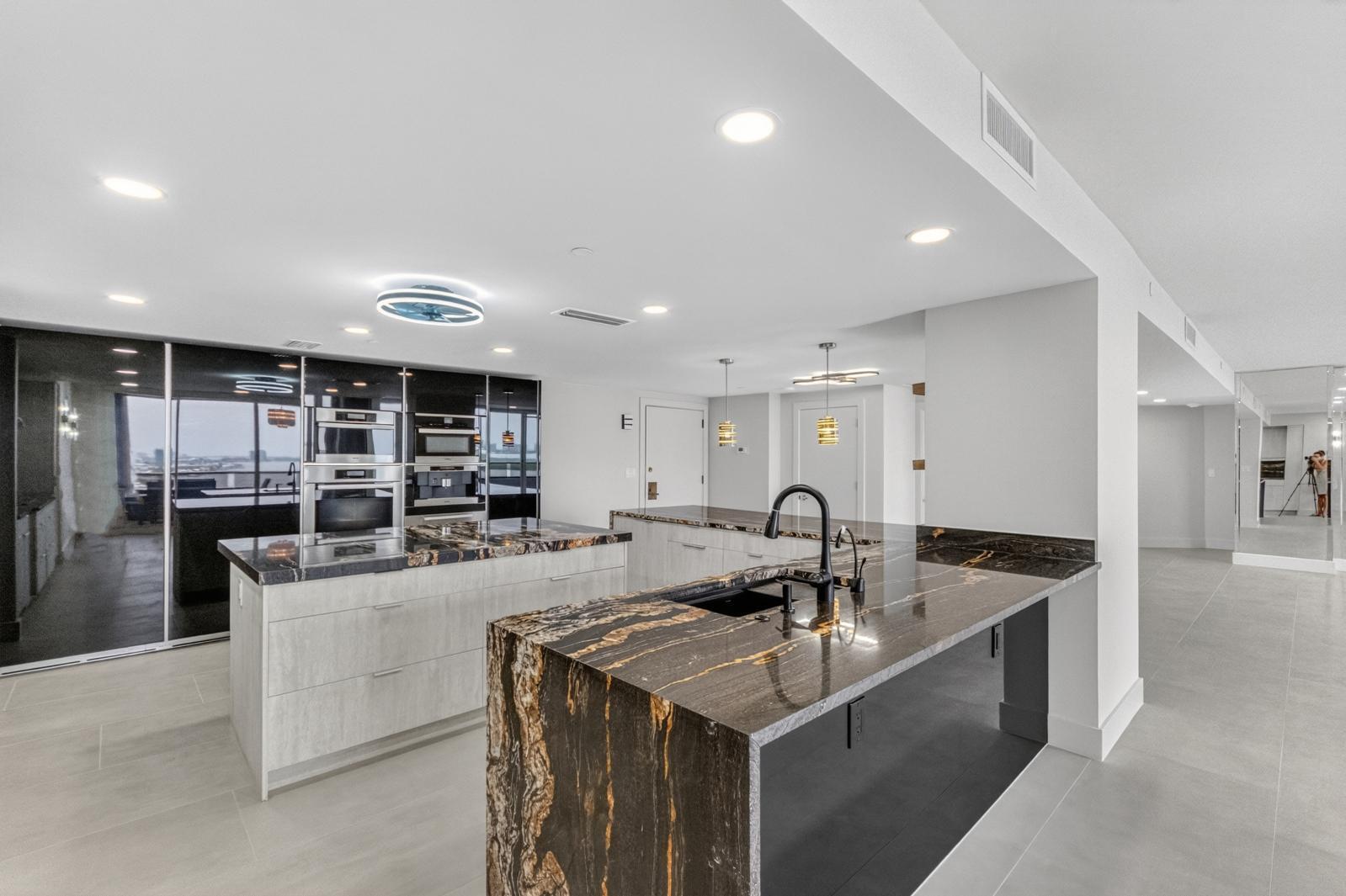 100 Lakeshore #1755, North Palm Beach FL 33408