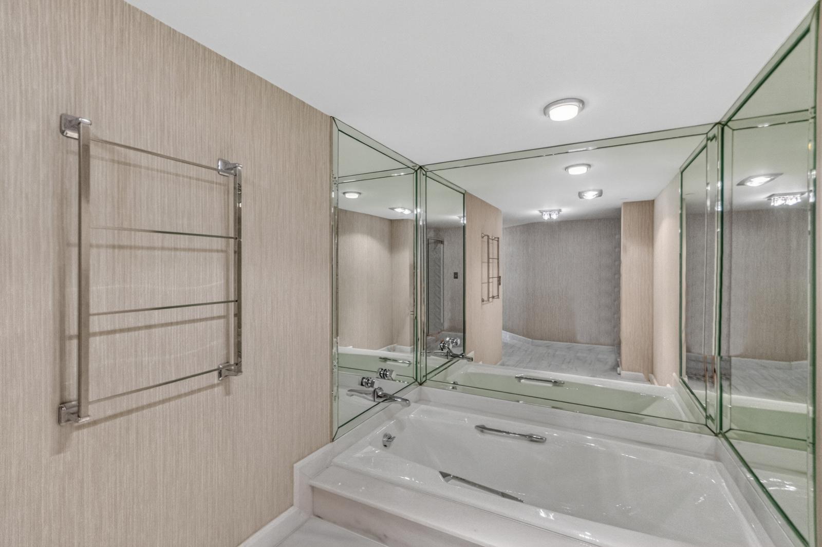 100 Lakeshore #1755, North Palm Beach FL 33408