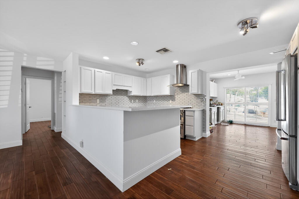 636 Kingfish, North Palm Beach FL 33408