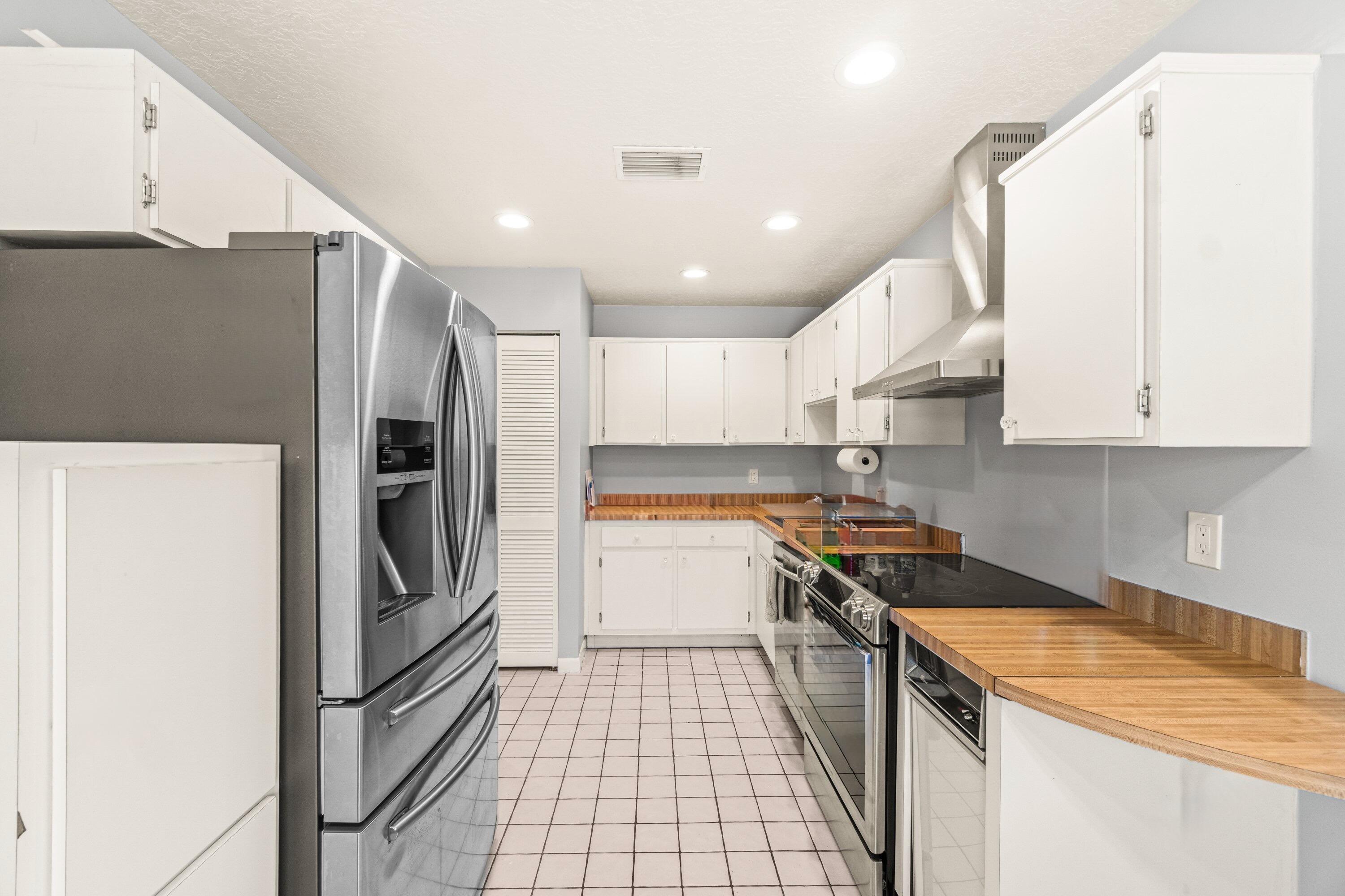 46 Stratford #D, Boynton Beach FL 33436